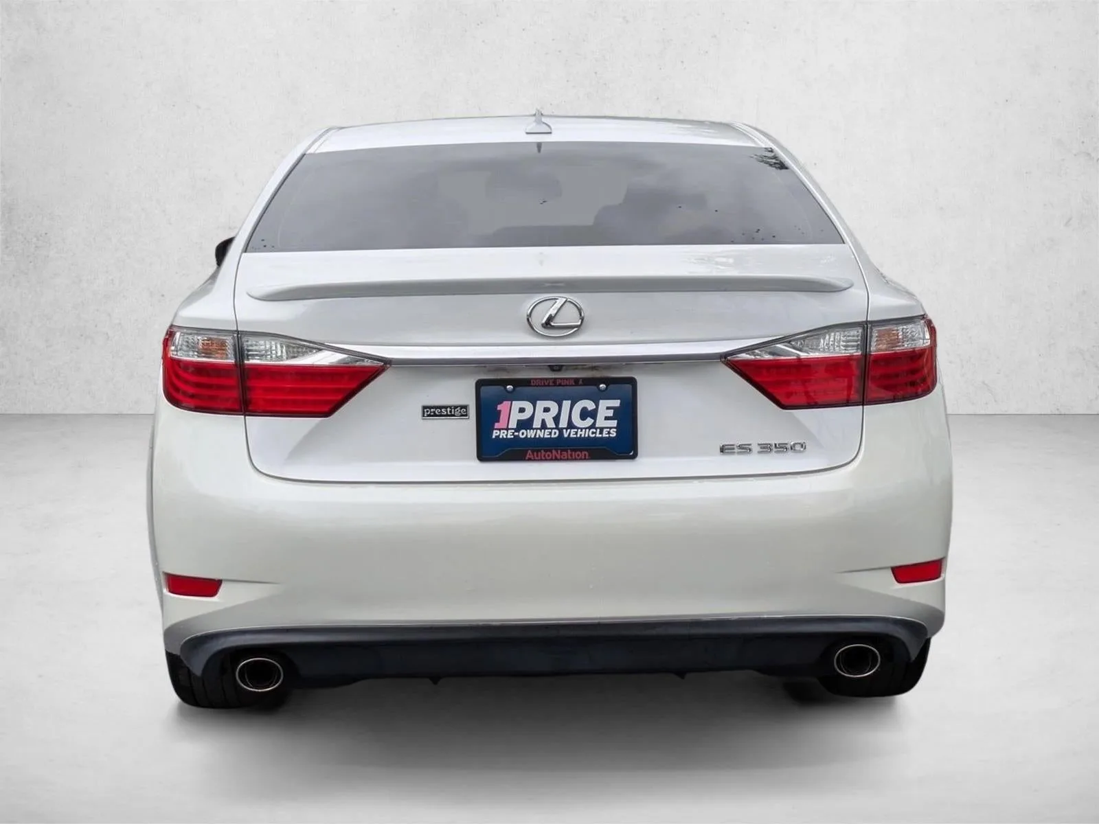 2014 Lexus ES 350 4dr Sdn photo 7