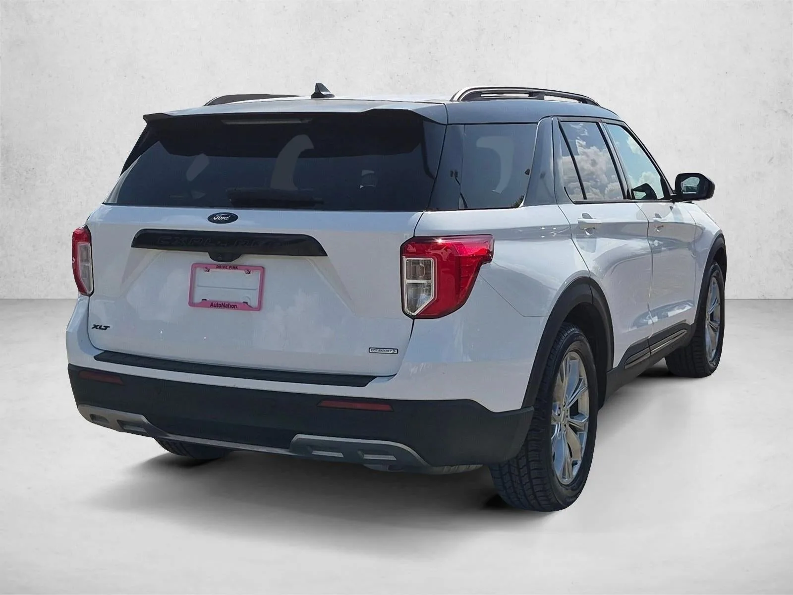 2020 Ford Explorer XLT RWD photo 5