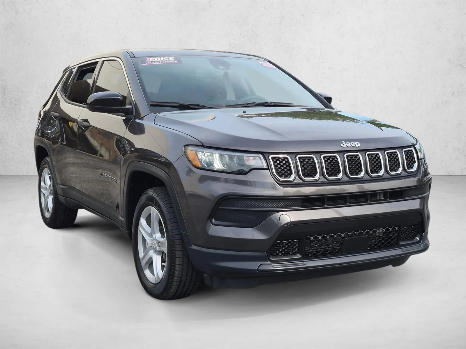 2023 Jeep Compass Sport 4x4 photo 3