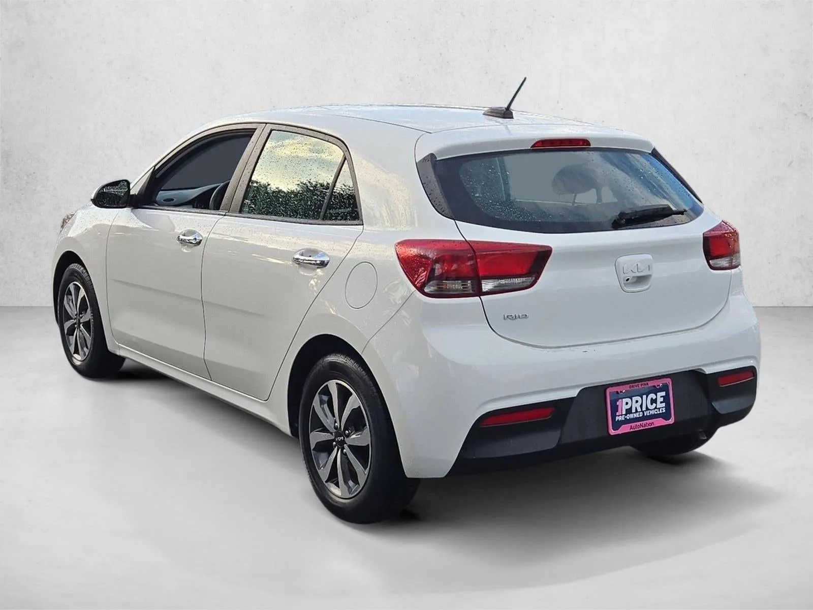 2023 Kia Rio 5-Door S IVT photo 8