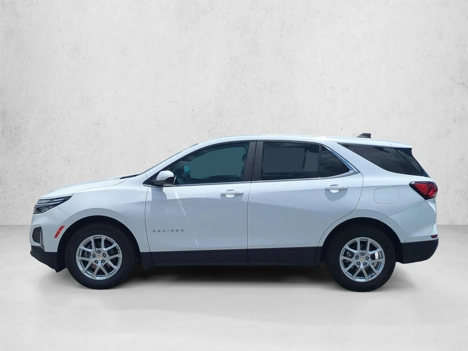 2024 Chevrolet Equinox LT photo 9
