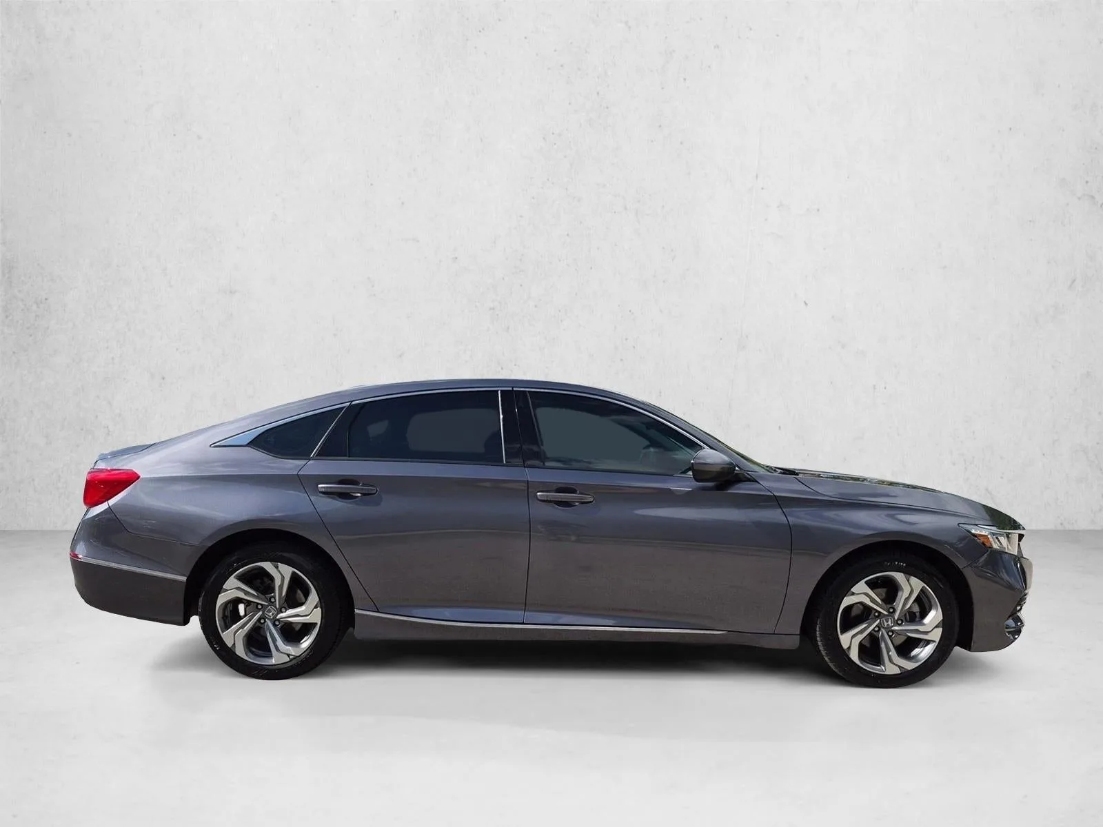 2019 Honda Accord Sedan EX 1.5T CVT photo 4