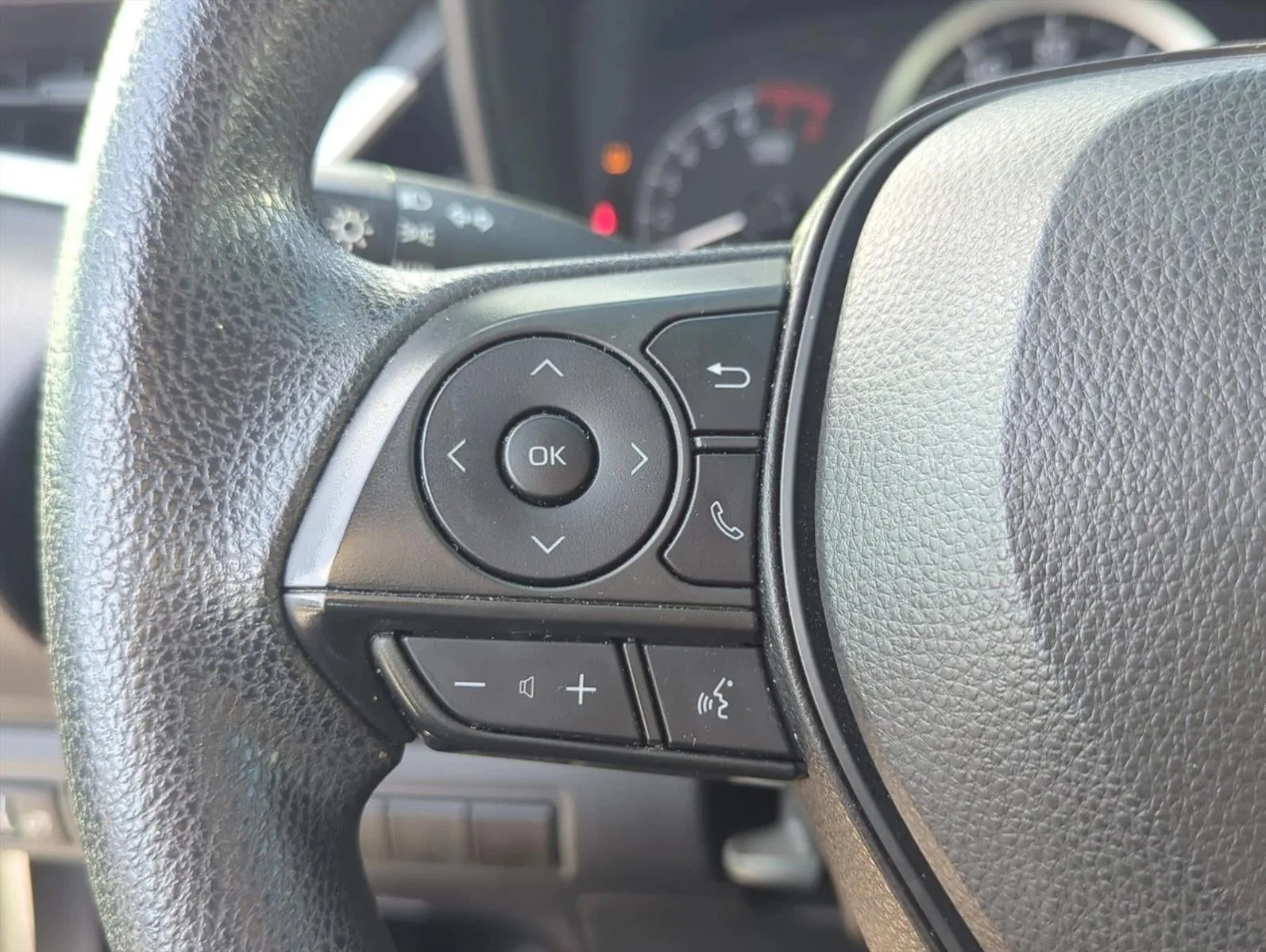 2021 Toyota Corolla LE CVT (Natl) photo 11