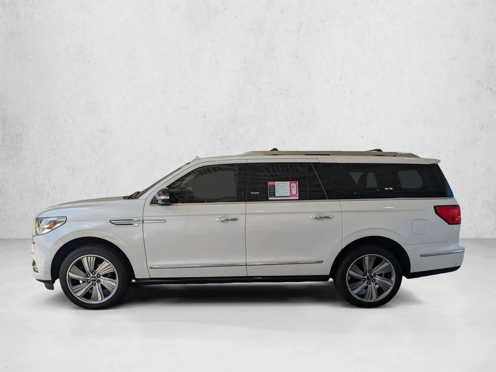 2018 Lincoln Navigator L 4x4 Reserve photo 9