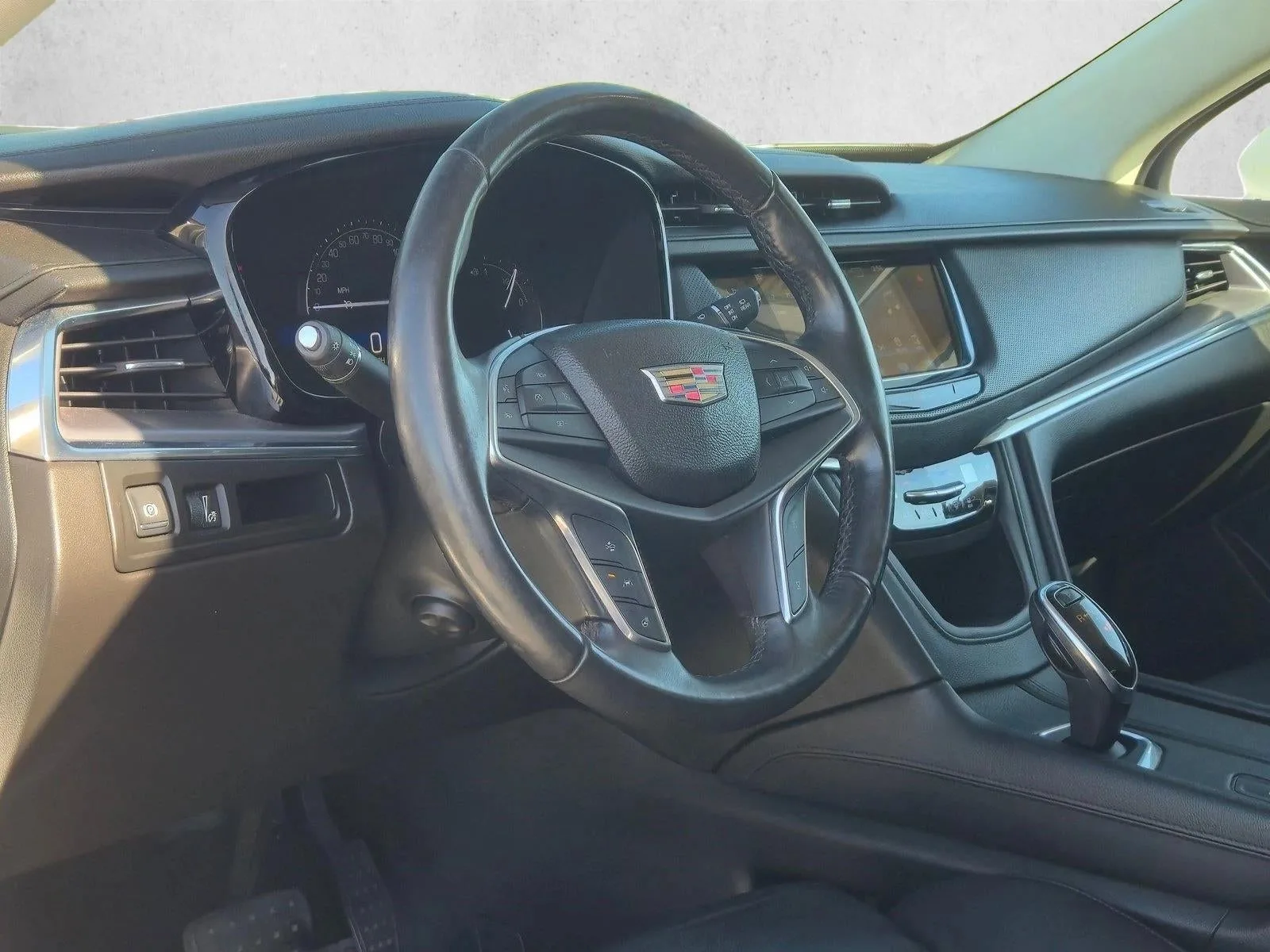 2017 Cadillac XT5 FWD 4dr Luxury photo 10