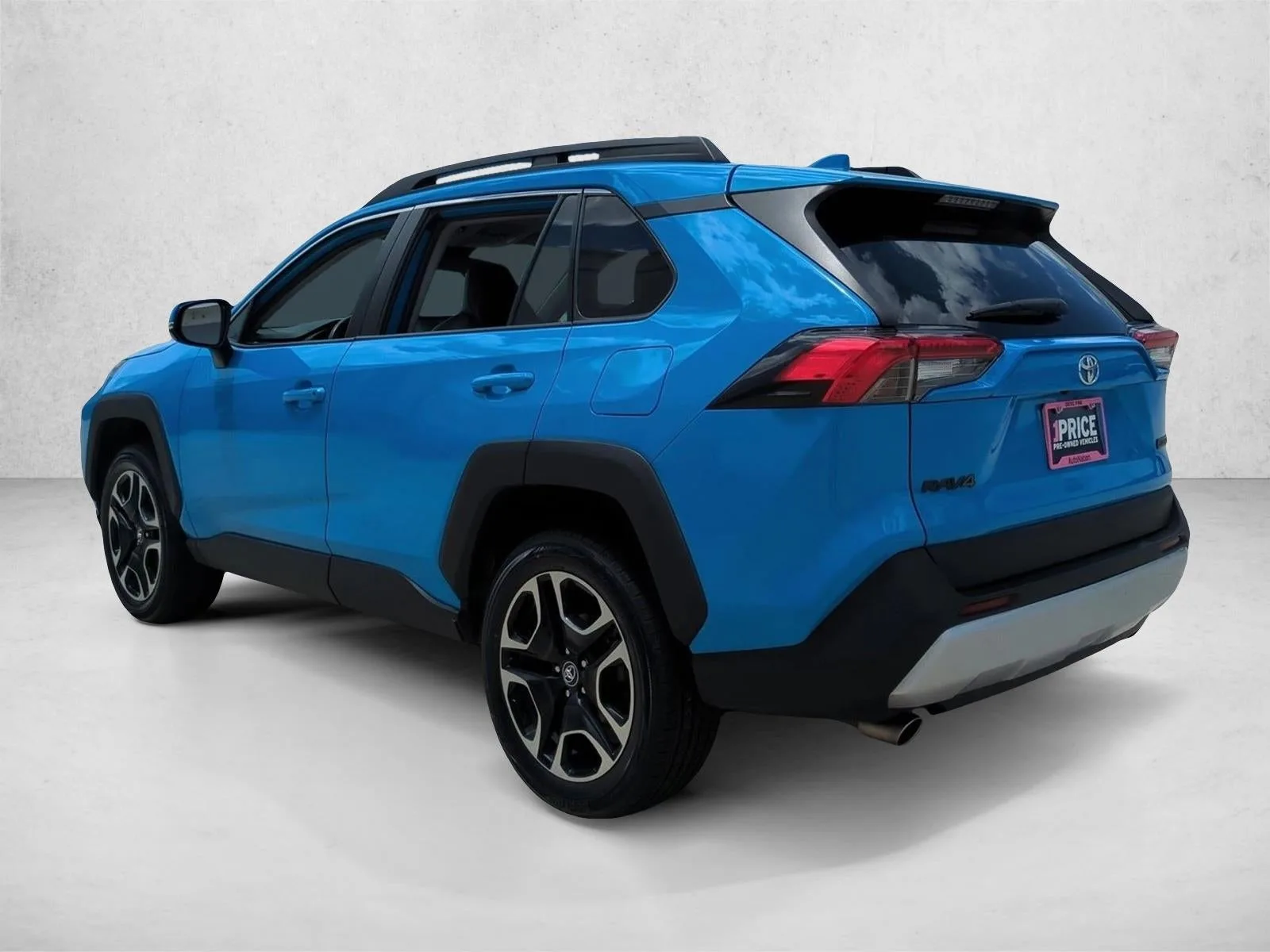 2020 Toyota RAV4 Adventure AWD (Natl) photo 8