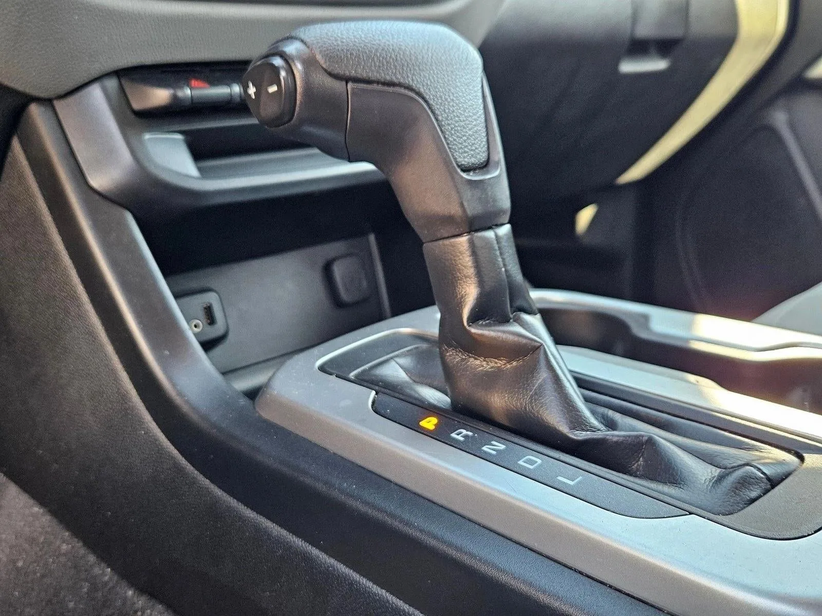 2020 Chevrolet Colorado Crew Cab Long Box 2-Wheel Drive LT photo 10