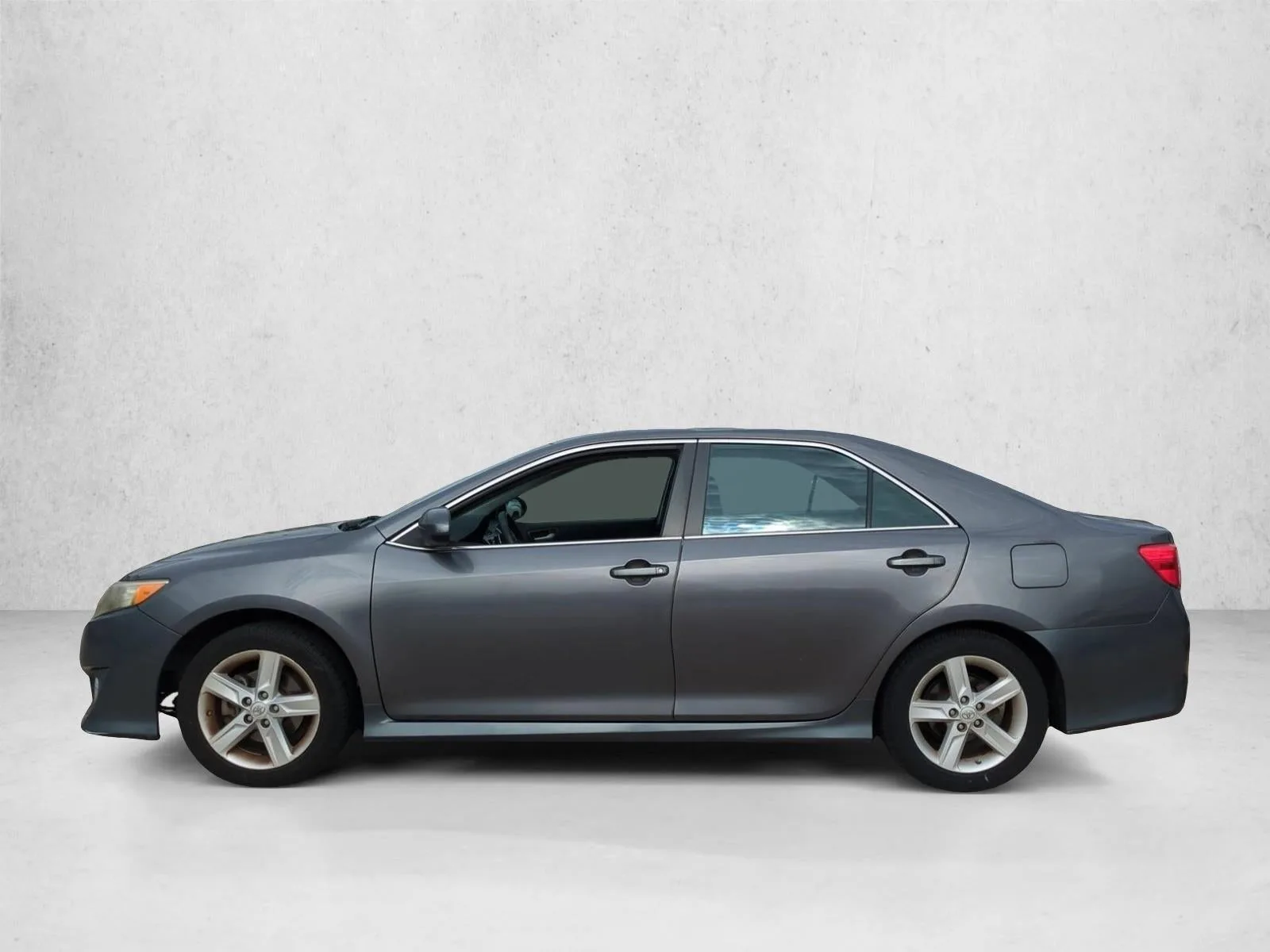 2014 Toyota Camry 4dr Sdn I4 Auto SE (Natl) *Ltd Avail* photo 4