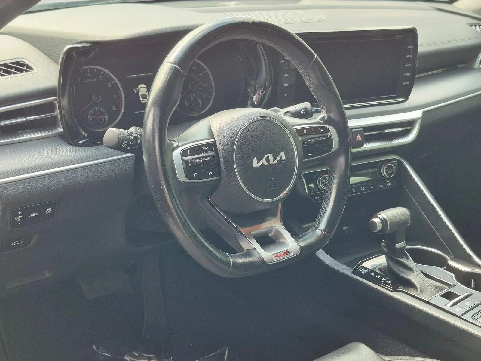 2022 Kia K5 GT-Line Auto FWD photo 10