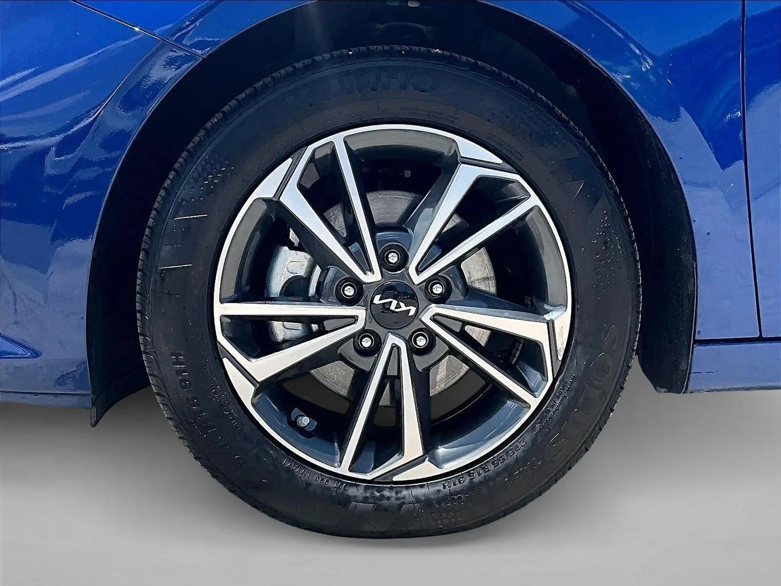 2024 Kia Forte LXS photo 10