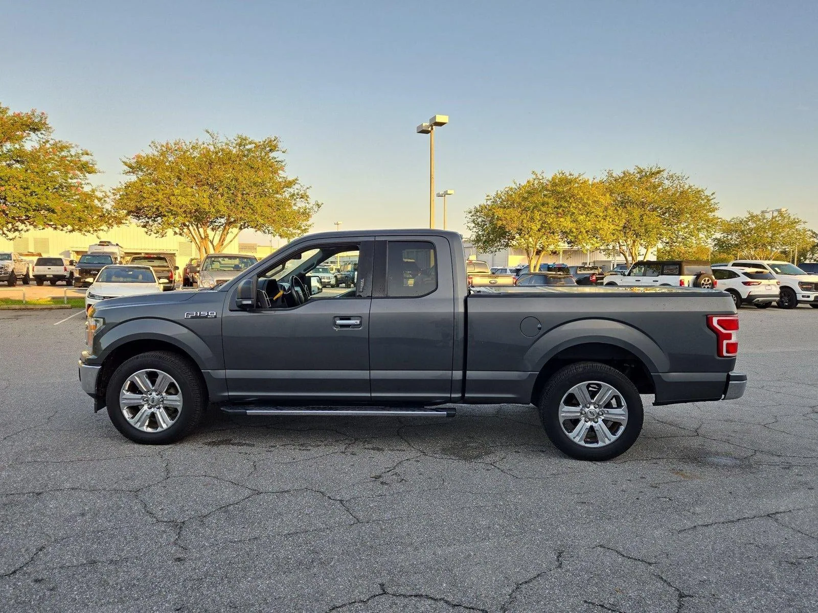 2018 Ford F-150 XLT 2WD SuperCab 6.5' Box photo 9