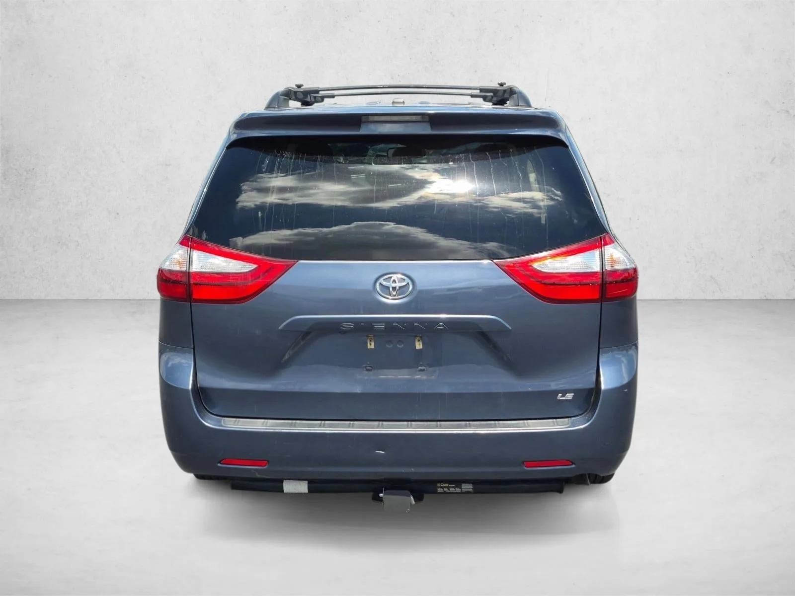 2016 Toyota Sienna LE 8 Passenger photo 6