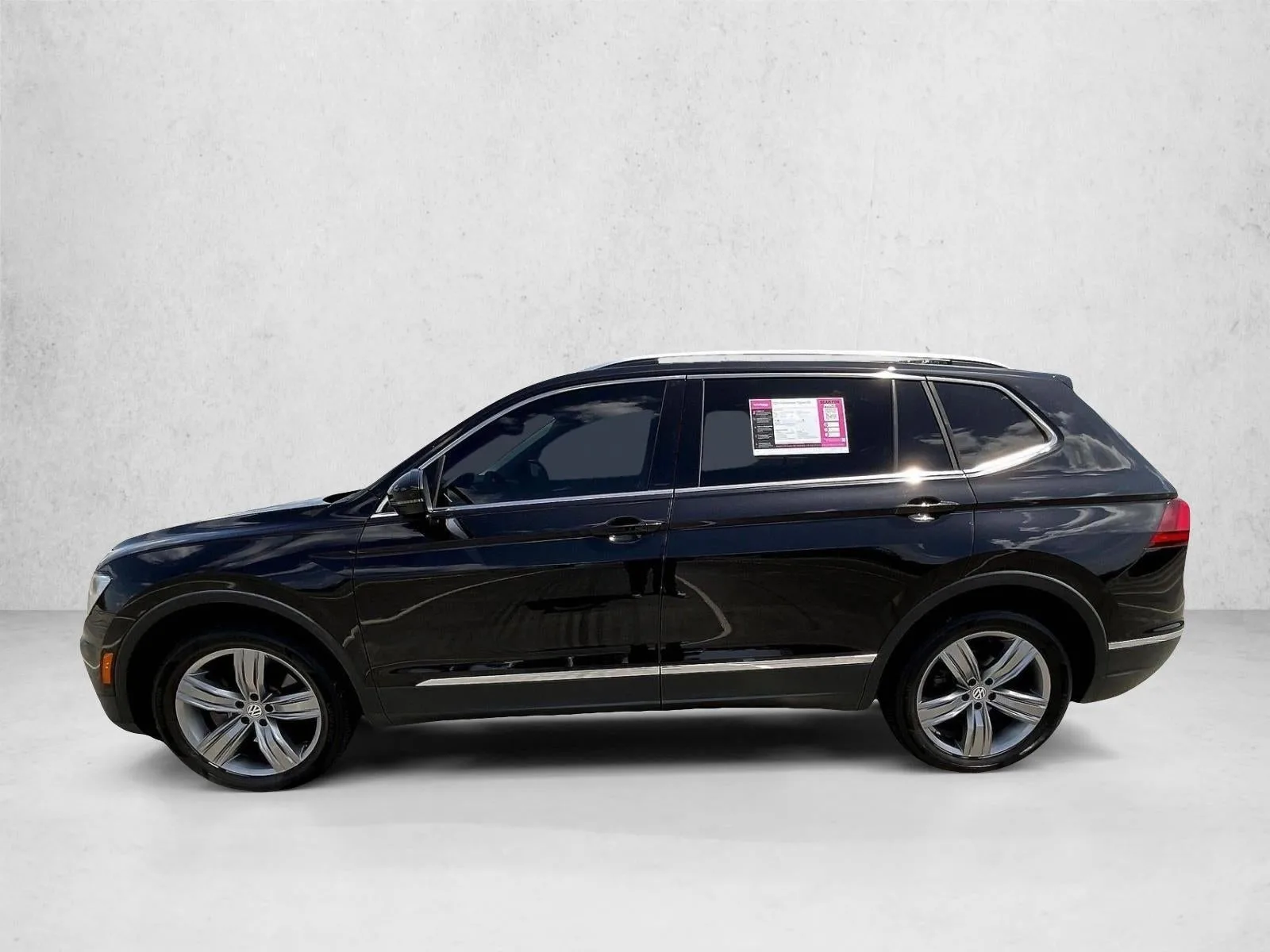 2021 Volkswagen Tiguan 2.0T SE FWD photo 6