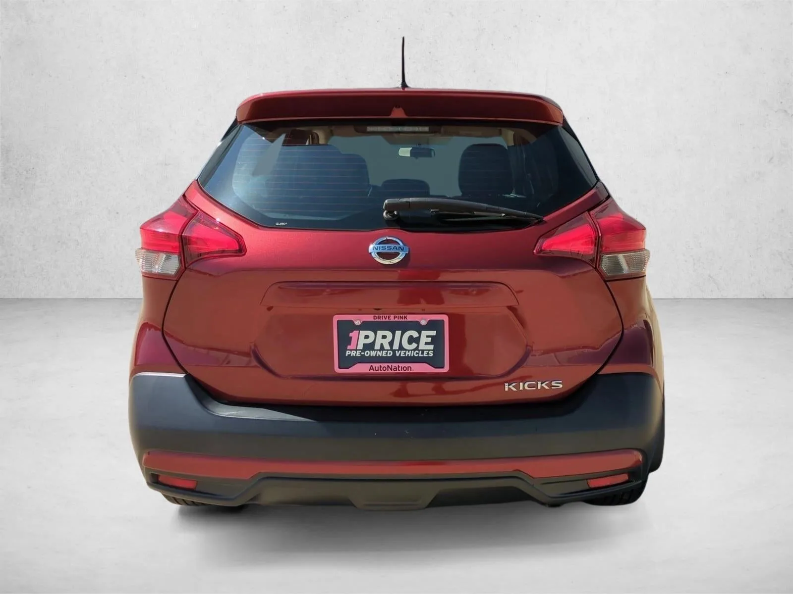 2019 Nissan Kicks SR FWD photo 7