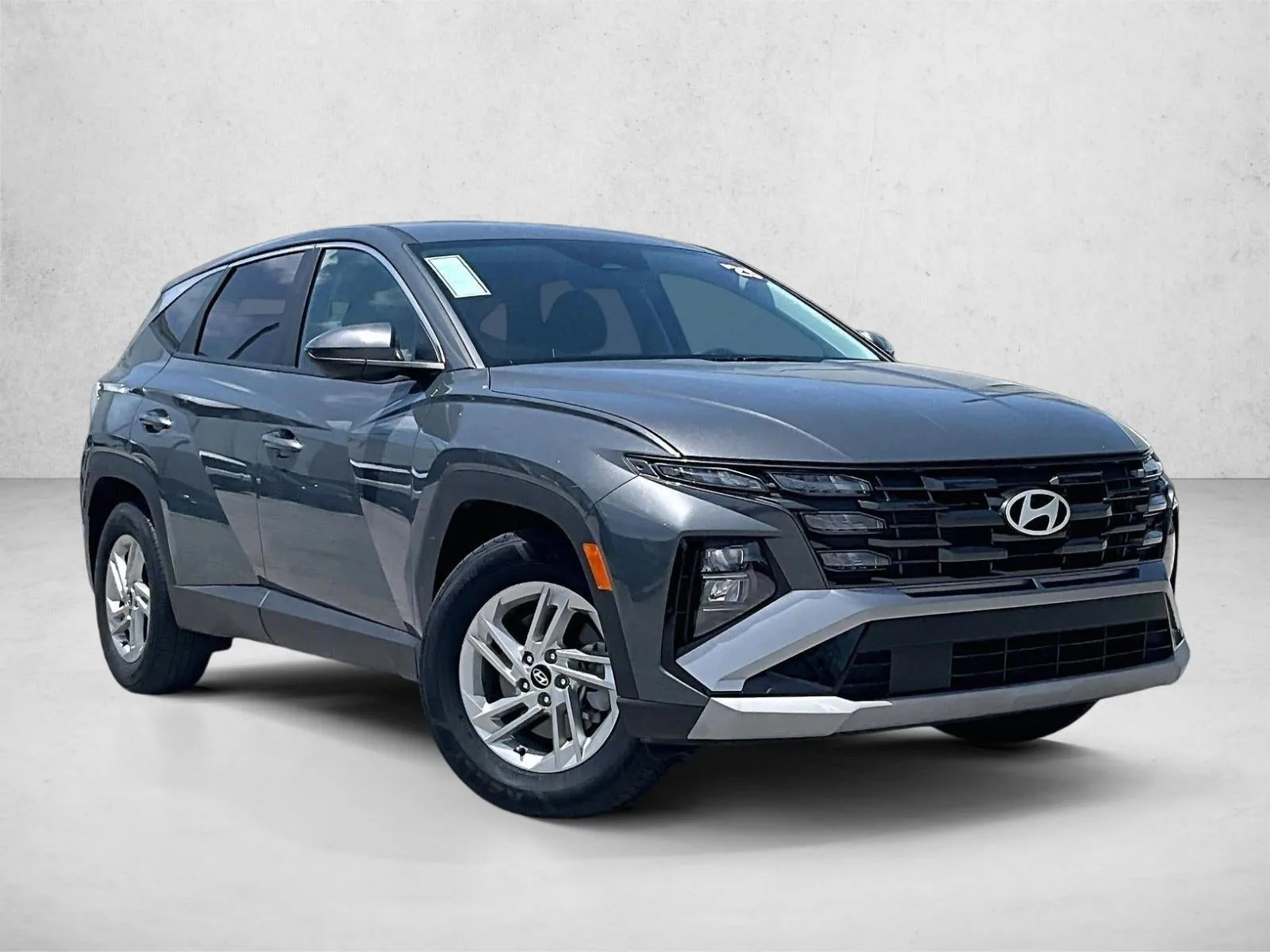 2025 Hyundai Tucson SE photo 12