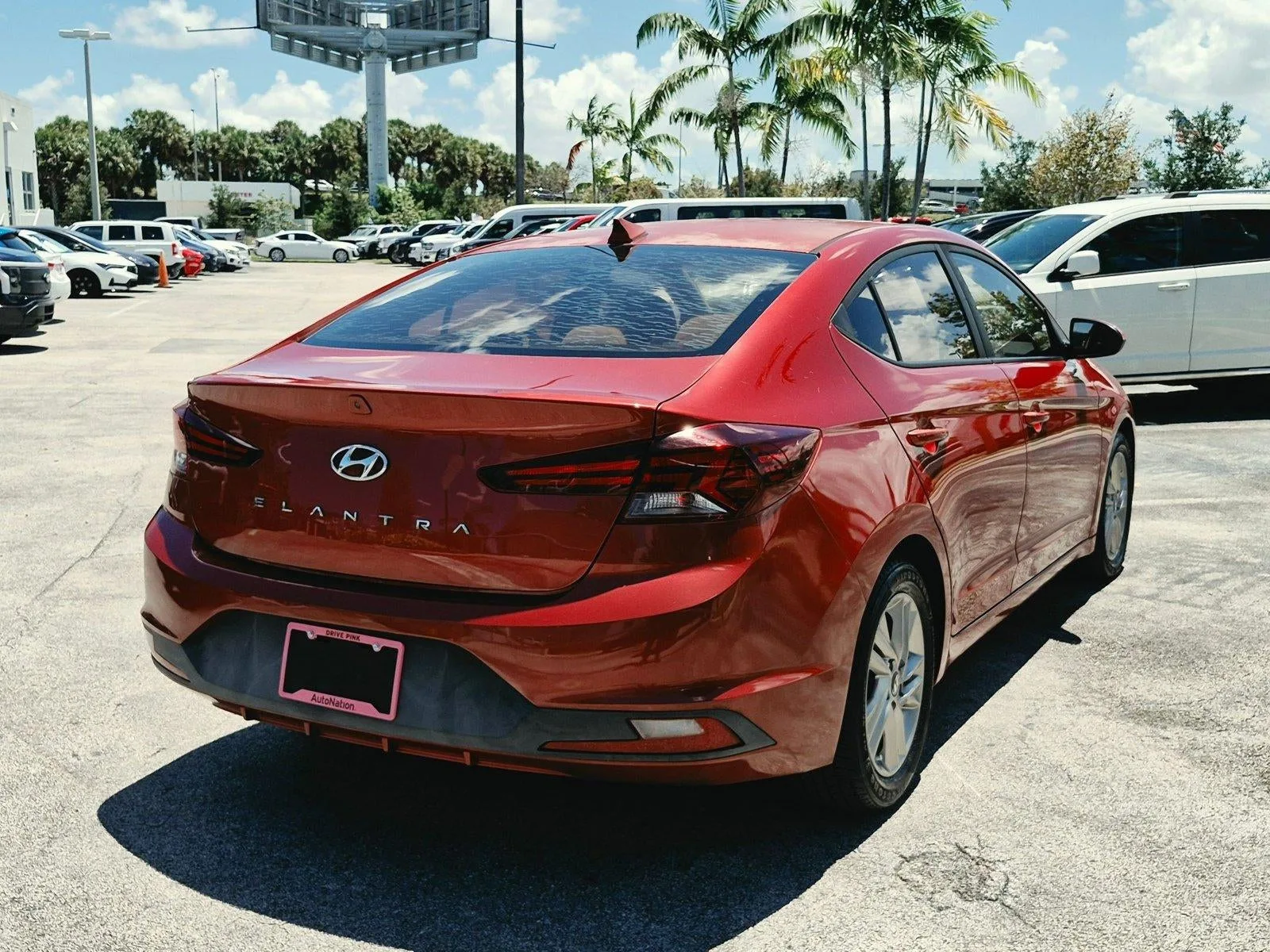 2019 Hyundai ELANTRA SEL Auto photo 5