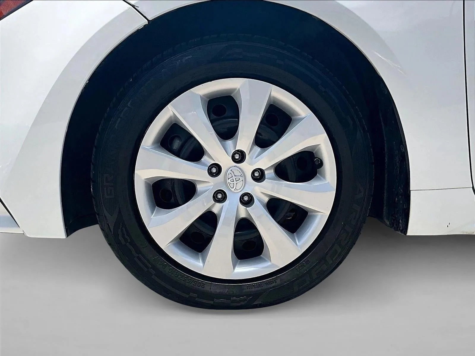 2021 Toyota Corolla LE photo 10