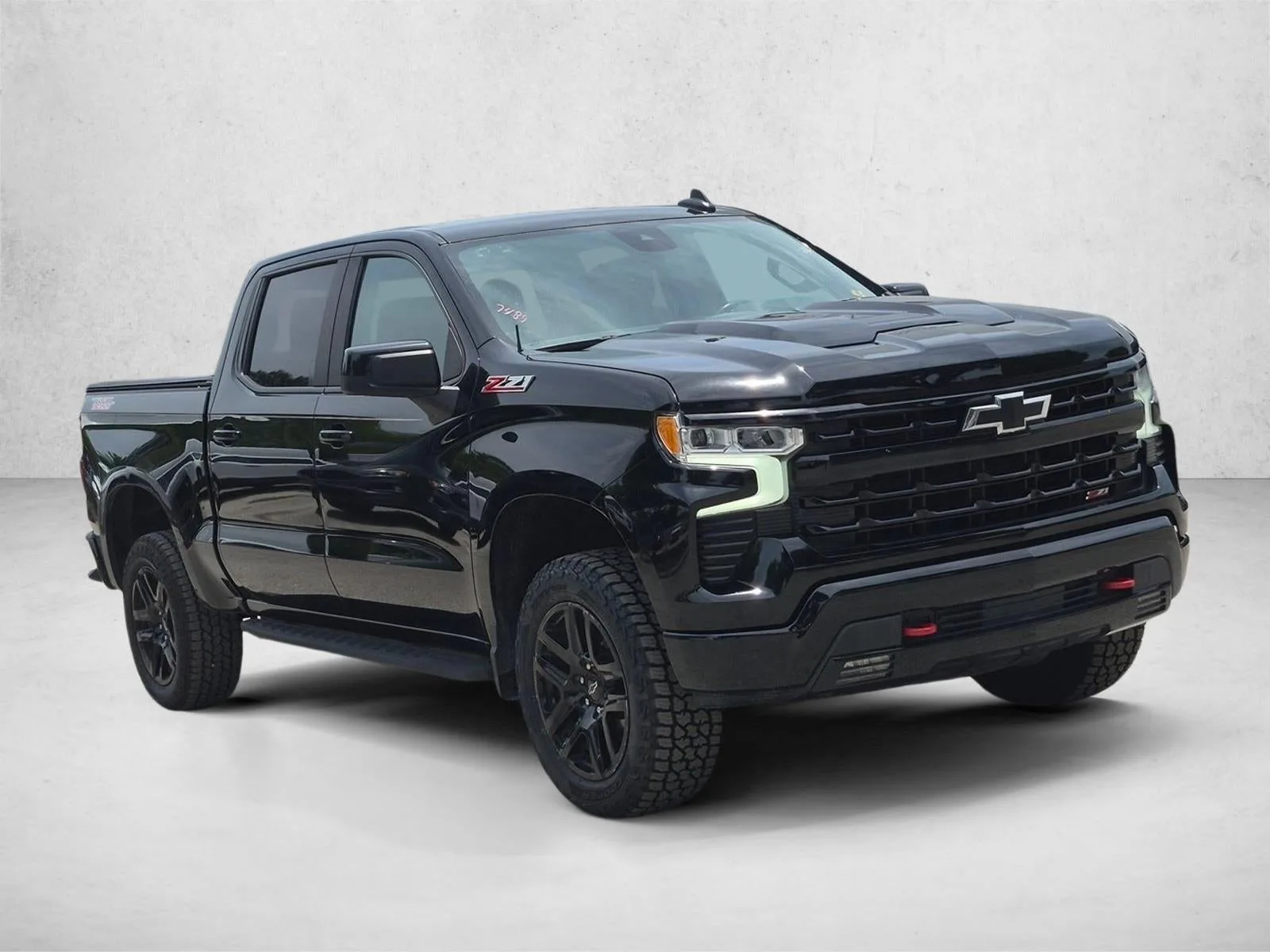 2022 Chevrolet Silverado 1500 LT Trail Boss photo 3