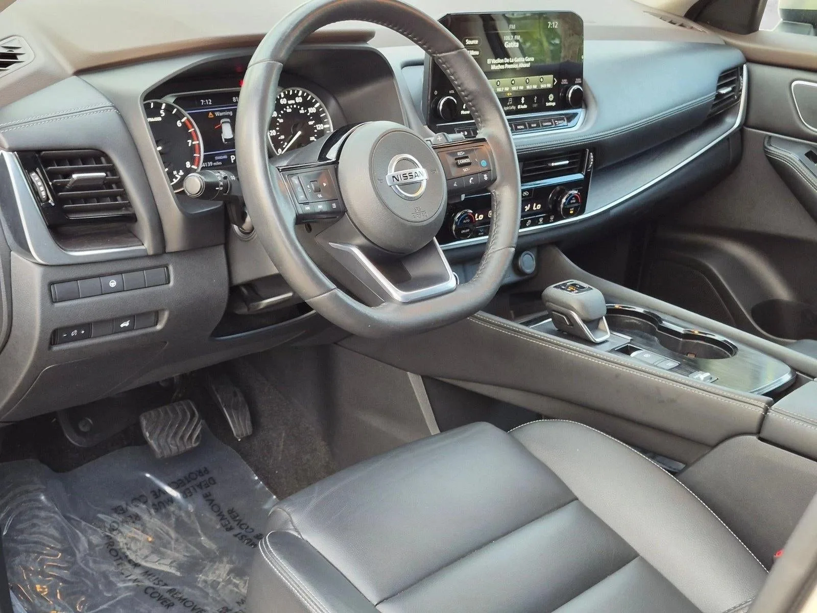 2021 Nissan Rogue FWD SL photo 9