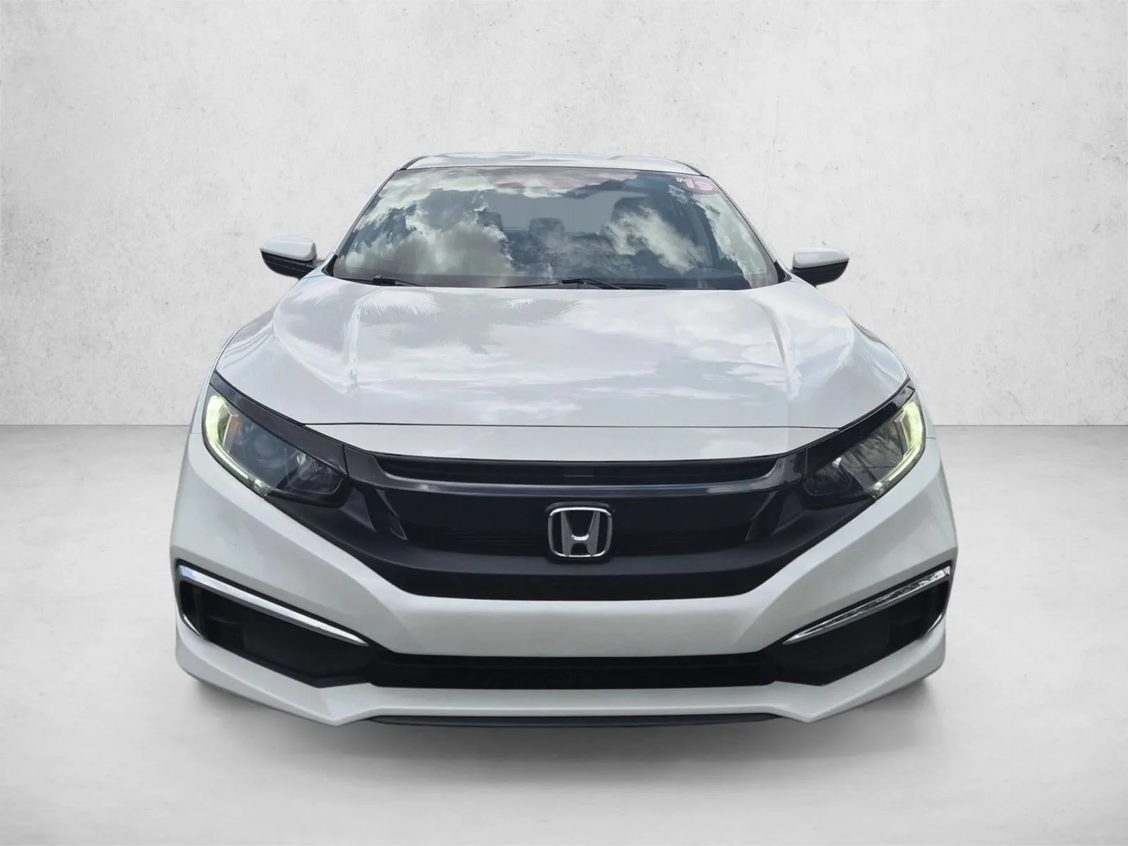 2019 Honda Civic Sedan LX CVT photo 2