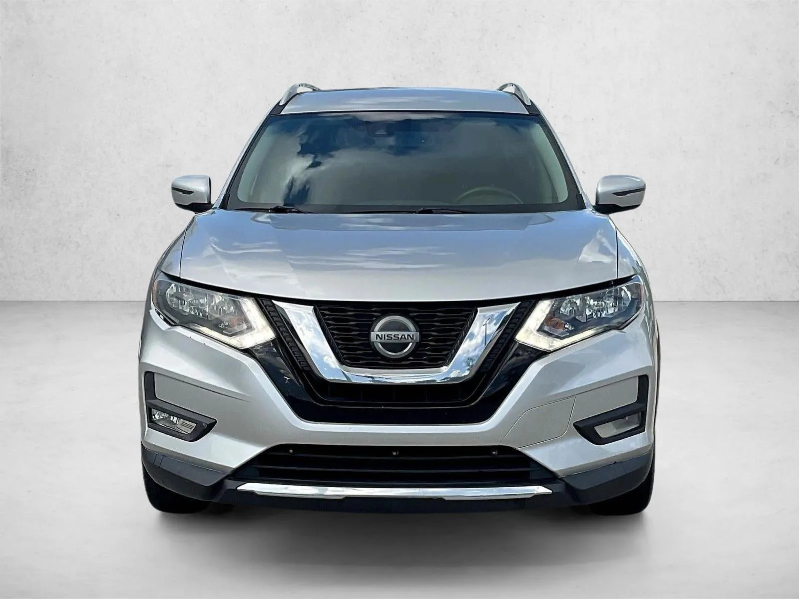 2020 Nissan Rogue FWD SL photo 2