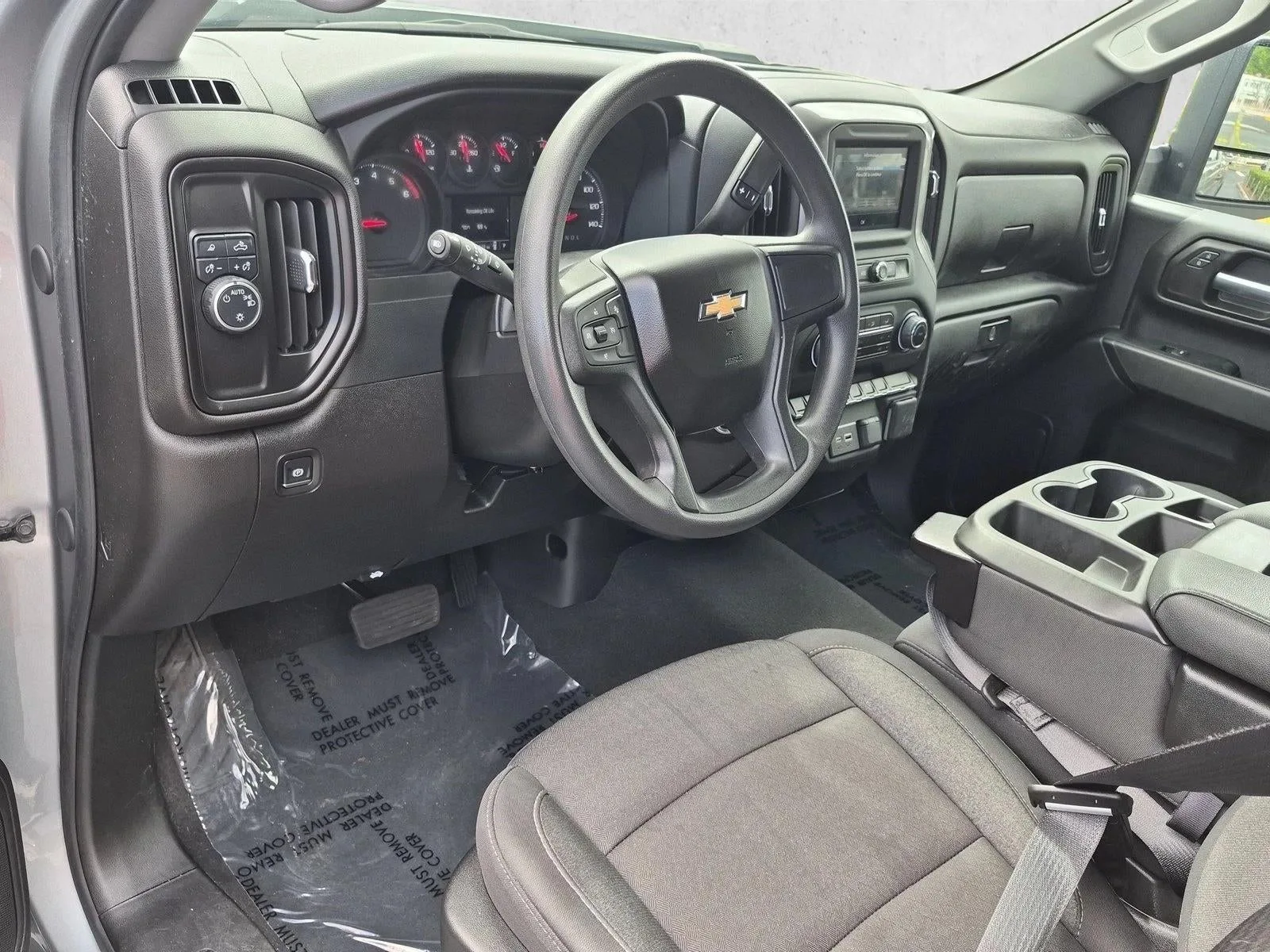 2024 Chevrolet Silverado 2500 HD Custom photo 10