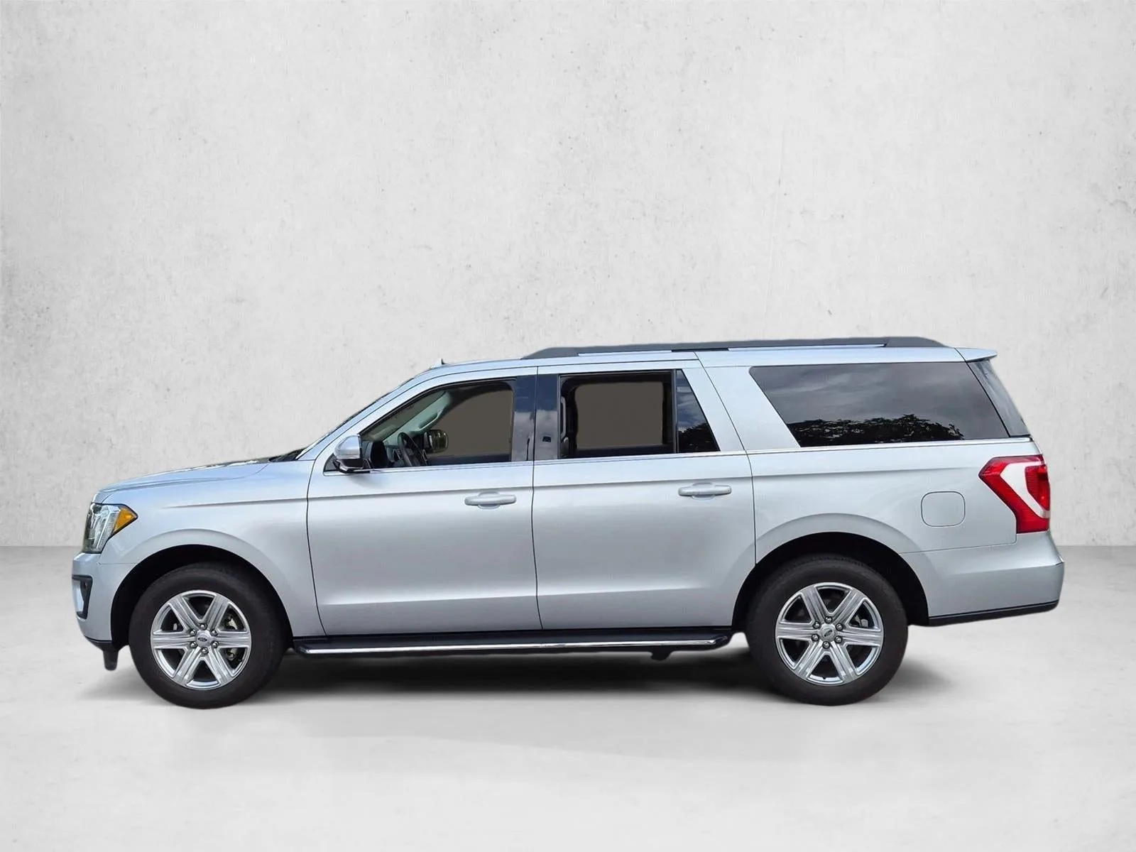 2019 Ford Expedition Max XLT 4x2 photo 3