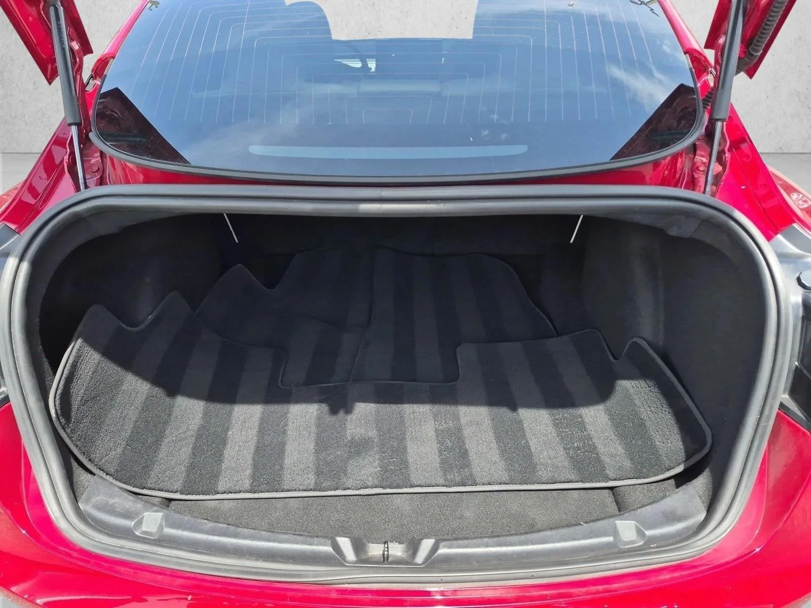 2018 Tesla Model 3 Long Range photo 6