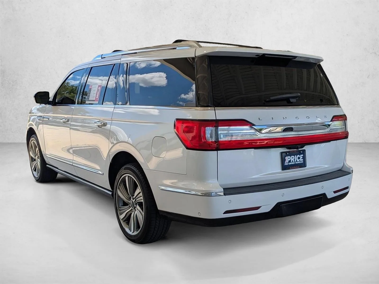 2018 Lincoln Navigator L 4x4 Reserve photo 8