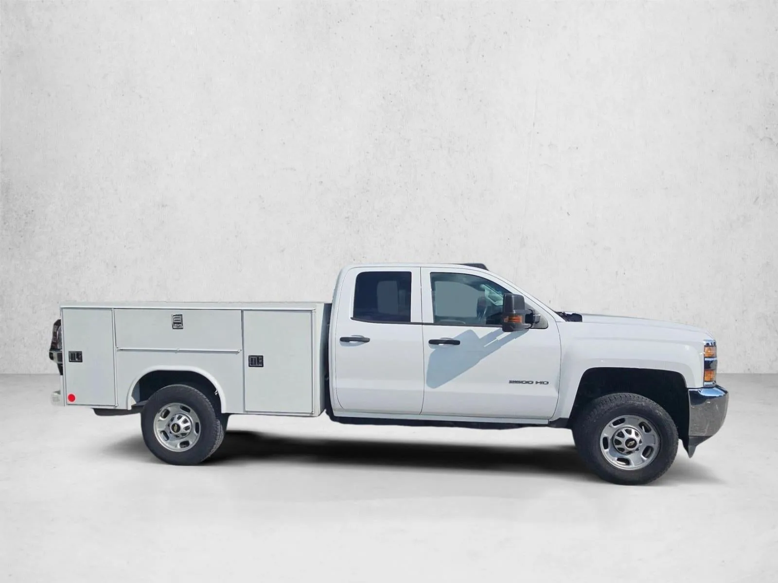 2019 Chevrolet Silverado 2500 HD Work Truck photo 2