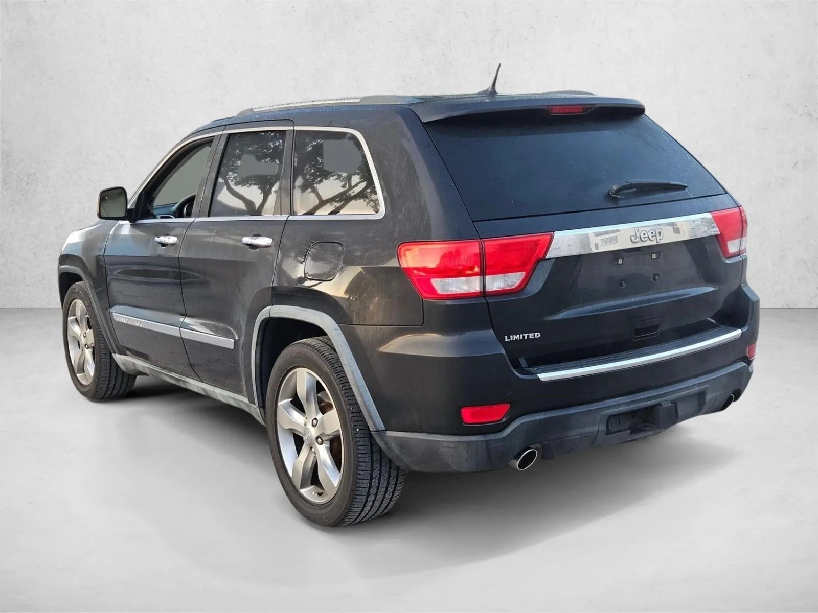 2011 Jeep Grand Cherokee Limited photo 6