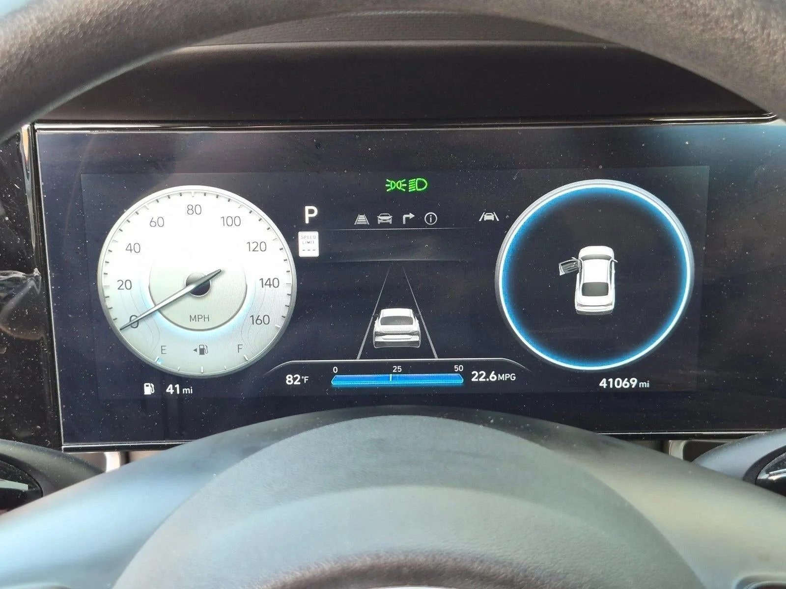 2024 Hyundai ELANTRA SEL IVT photo 3