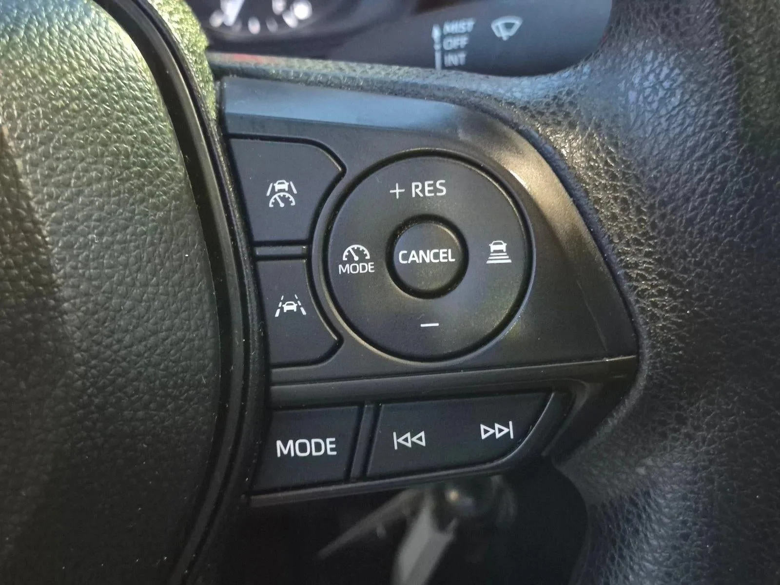 2025 Toyota Corolla LE CVT (Natl) photo 9