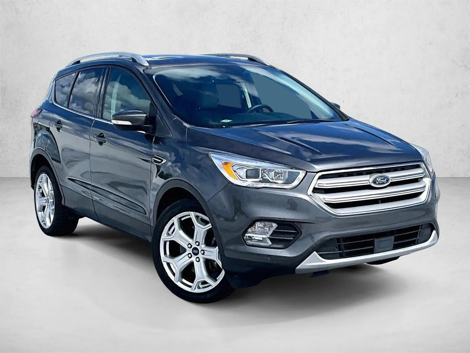 2019 Ford Escape Titanium photo 12
