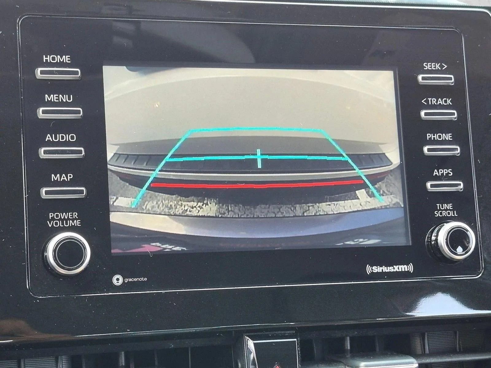2021 Toyota Camry SE Auto (SE) photo 11