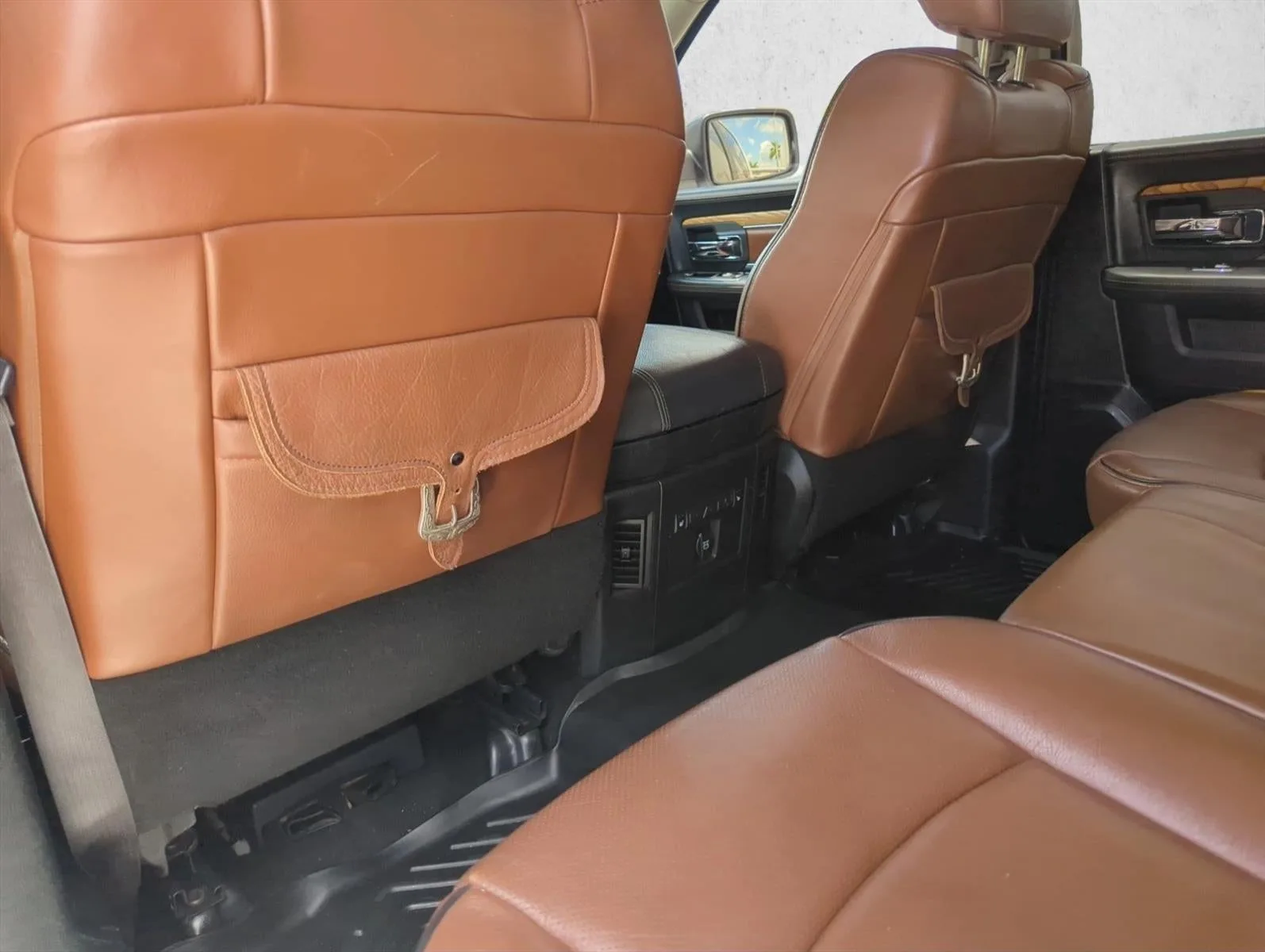 2018 RAM 1500 Longhorn 4x4 Crew Cab 5'7" Box *Ltd Avail* photo 7