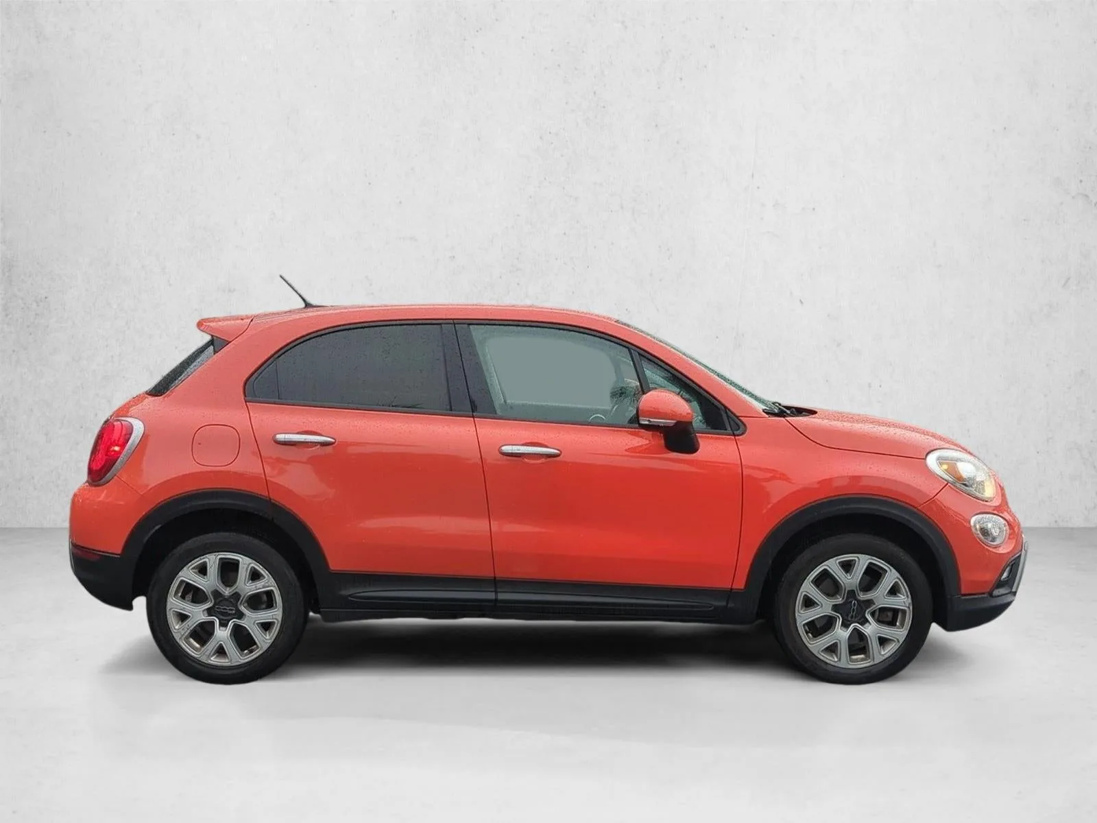 2016 FIAT 500X FWD 4dr Trekking photo 4