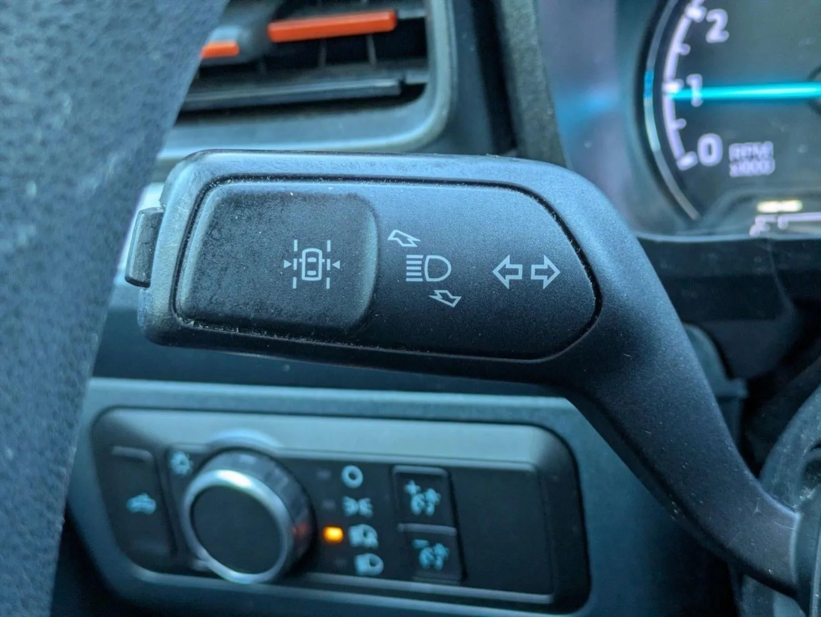2022 Ford Maverick XLT AWD SuperCrew photo 8