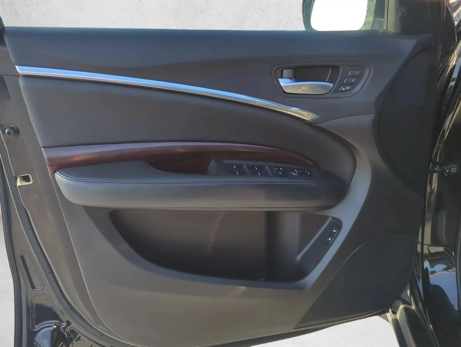 2016 Acura MDX FWD with Advance Package photo 7