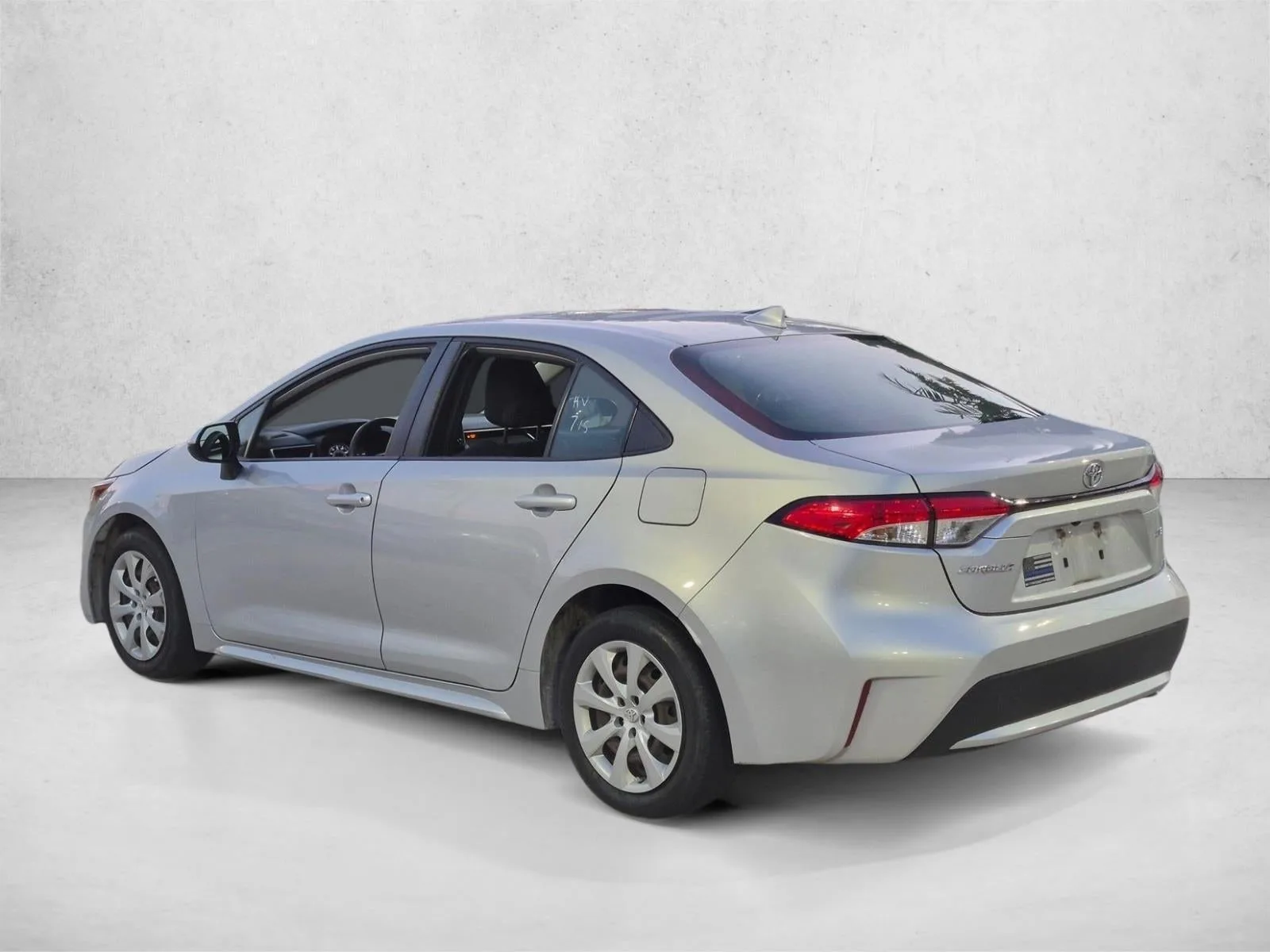 2021 Toyota Corolla LE CVT (Natl) photo 4