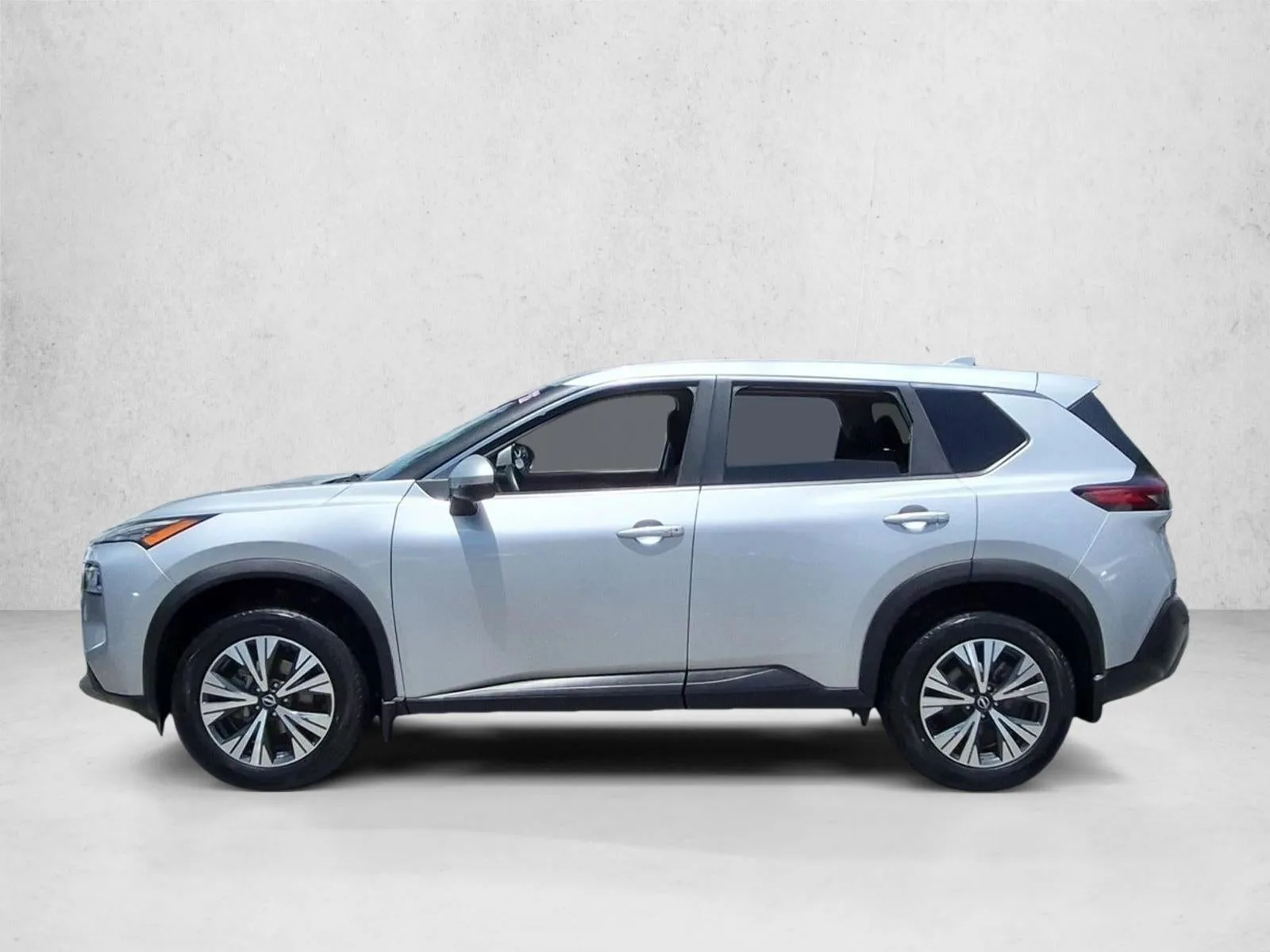 2022 Nissan Rogue FWD SV photo 9