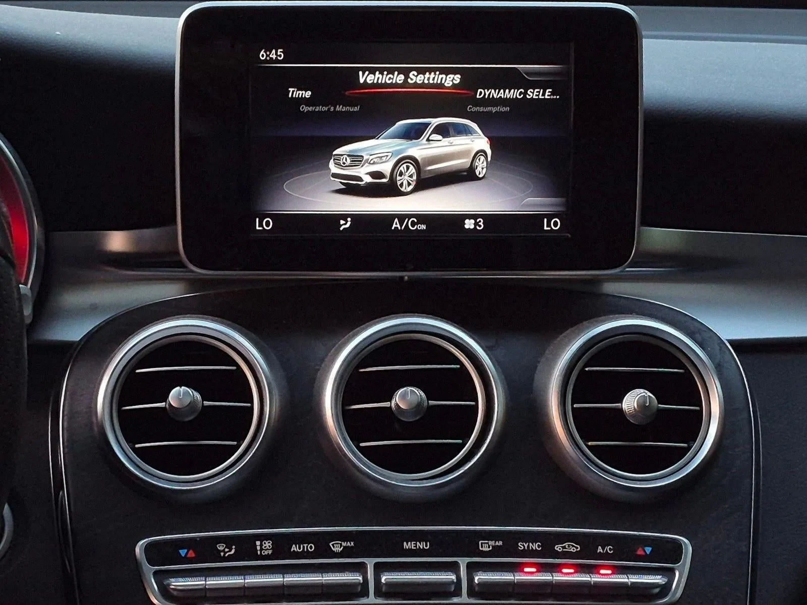 2018 Mercedes-Benz GLC GLC 300 SUV photo 9