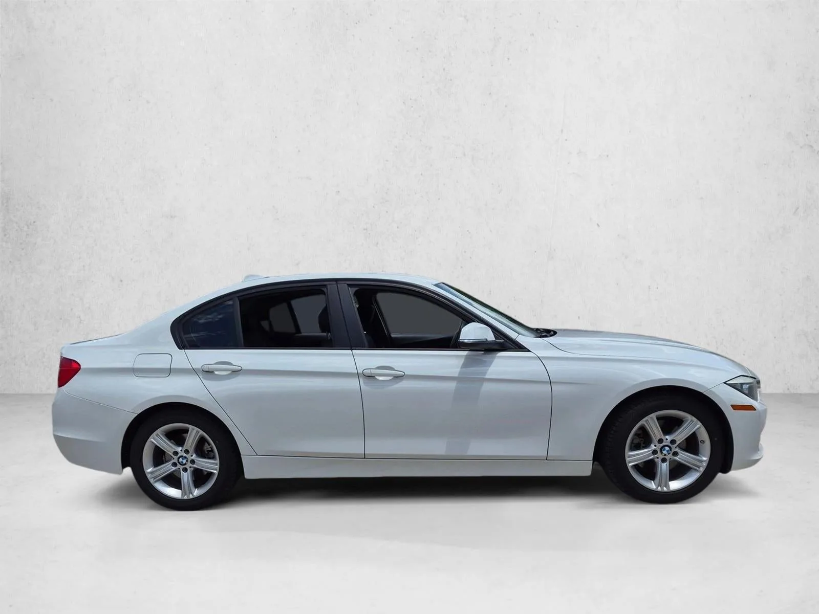 2015 BMW 320i Sedan photo 4