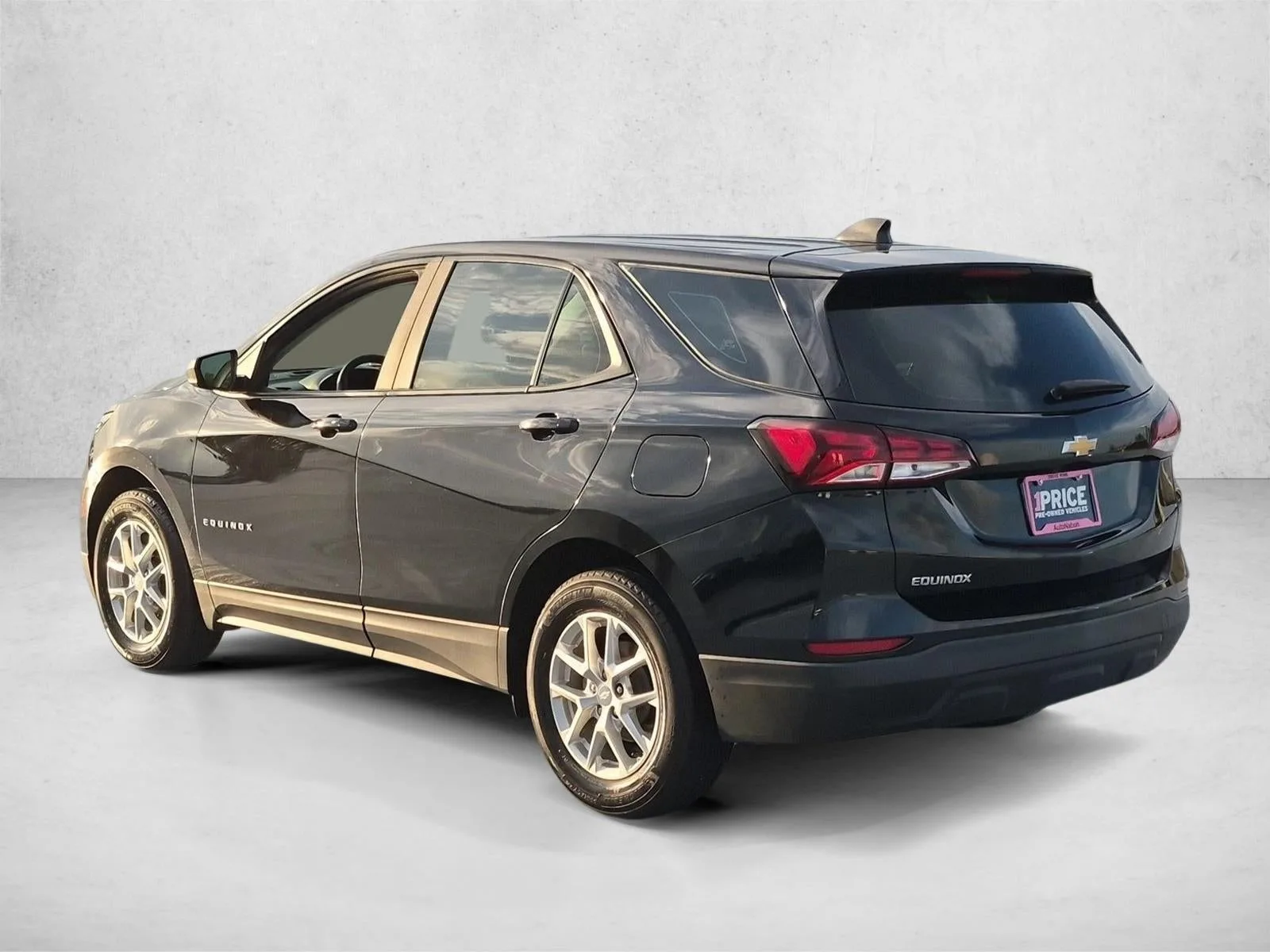 2024 Chevrolet Equinox LS photo 8