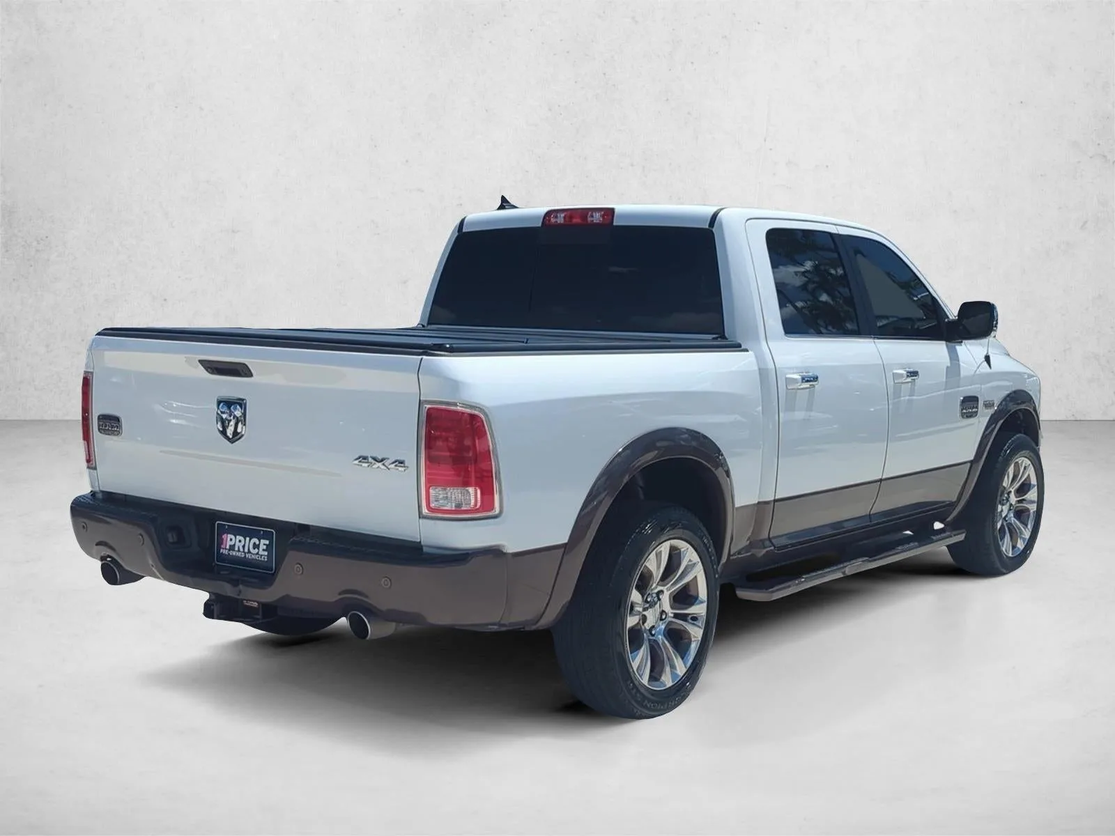 2018 RAM 1500 Longhorn 4x4 Crew Cab 5'7" Box *Ltd Avail* photo 5