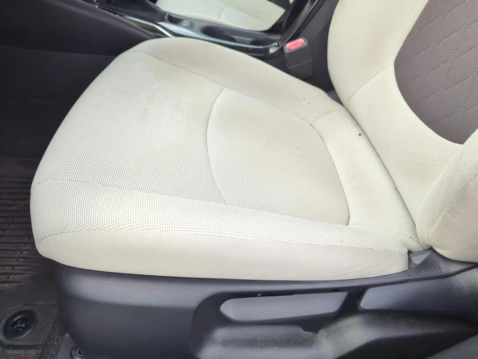 2022 Toyota Corolla LE CVT (Natl) photo 11