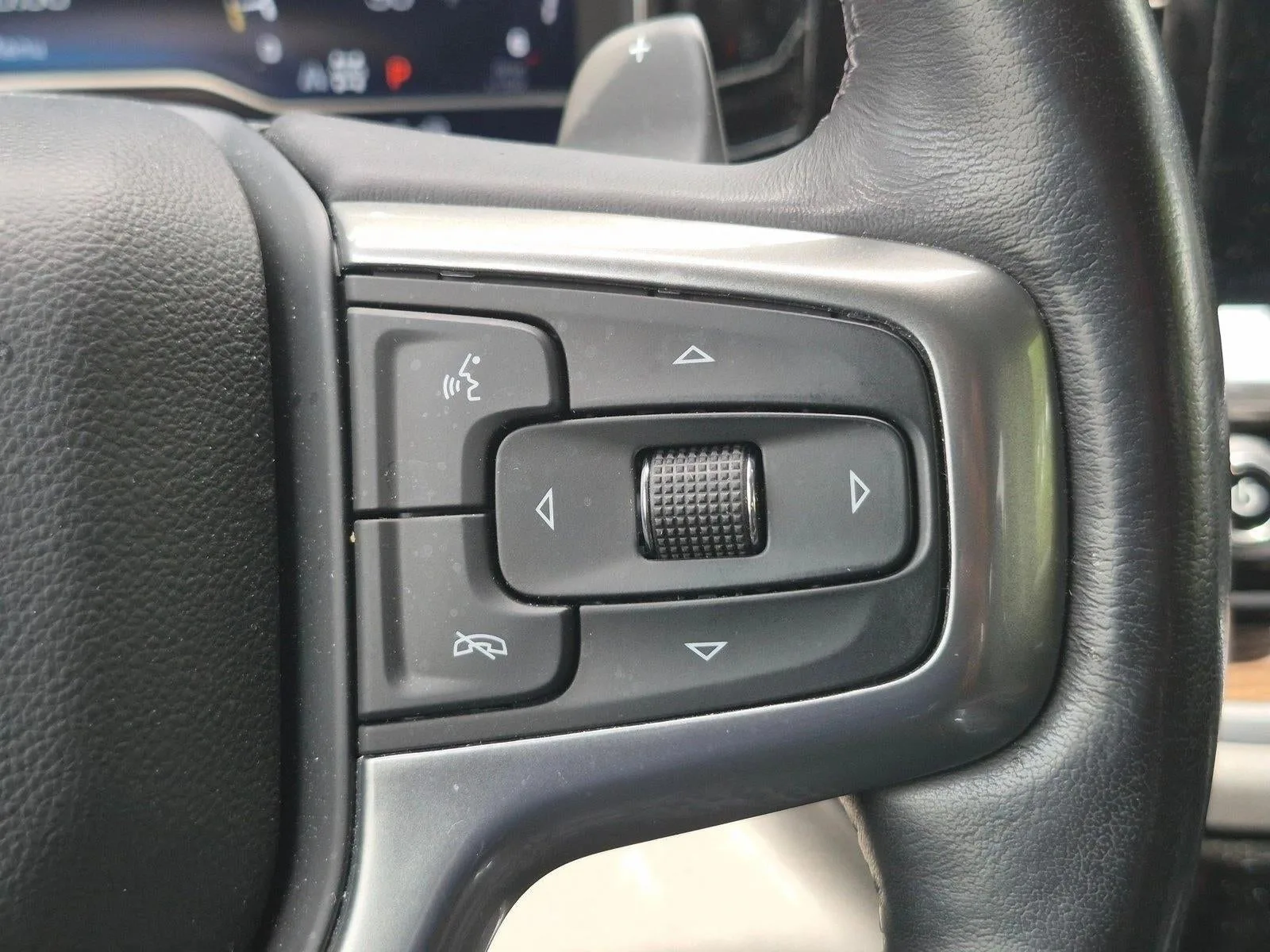 2022 Chevrolet Silverado 1500 LT Trail Boss photo 11