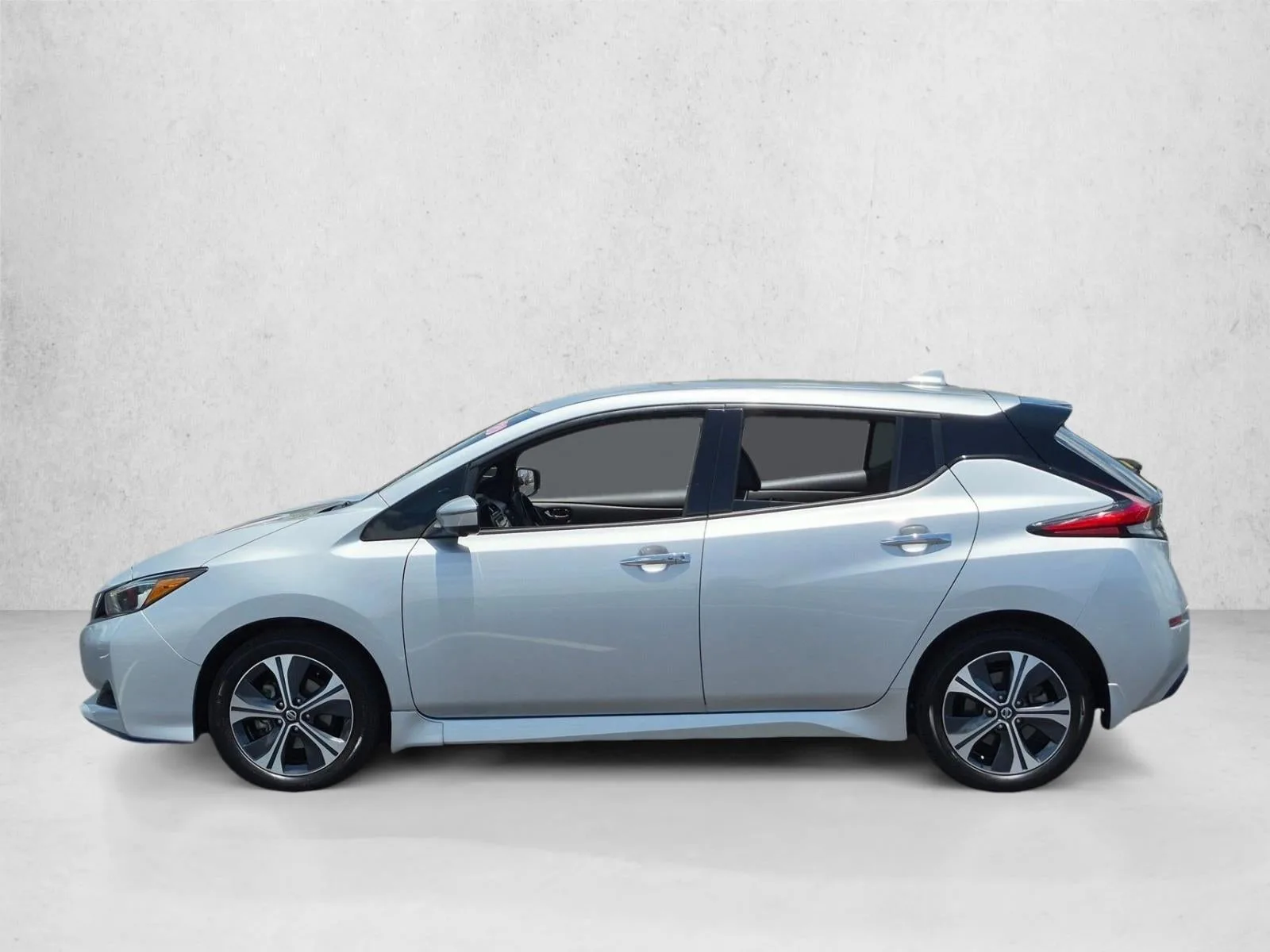 2020 Nissan LEAF SL PLUS 62 kWh photo 8