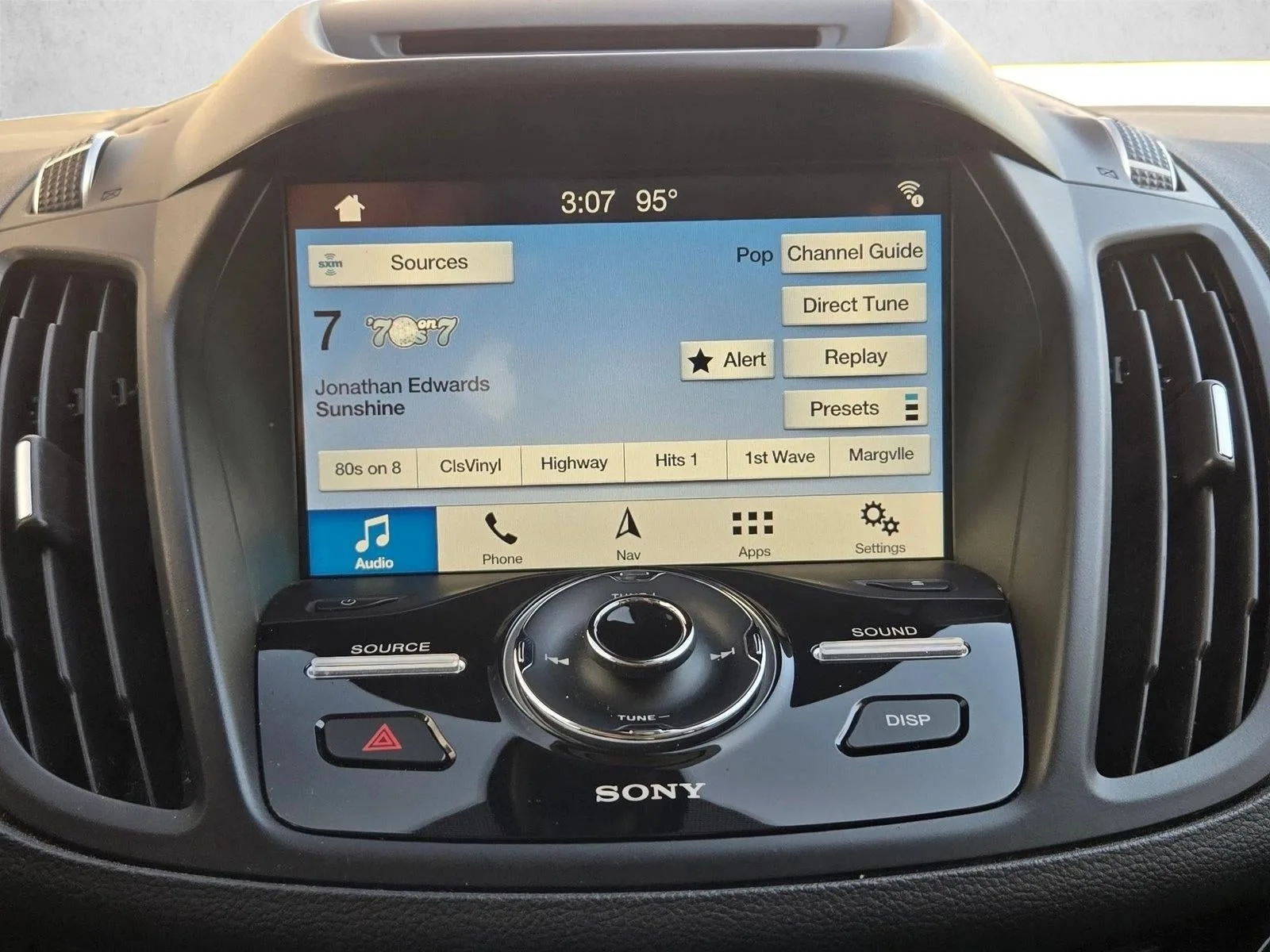 2017 Ford Escape Titanium 4WD photo 12