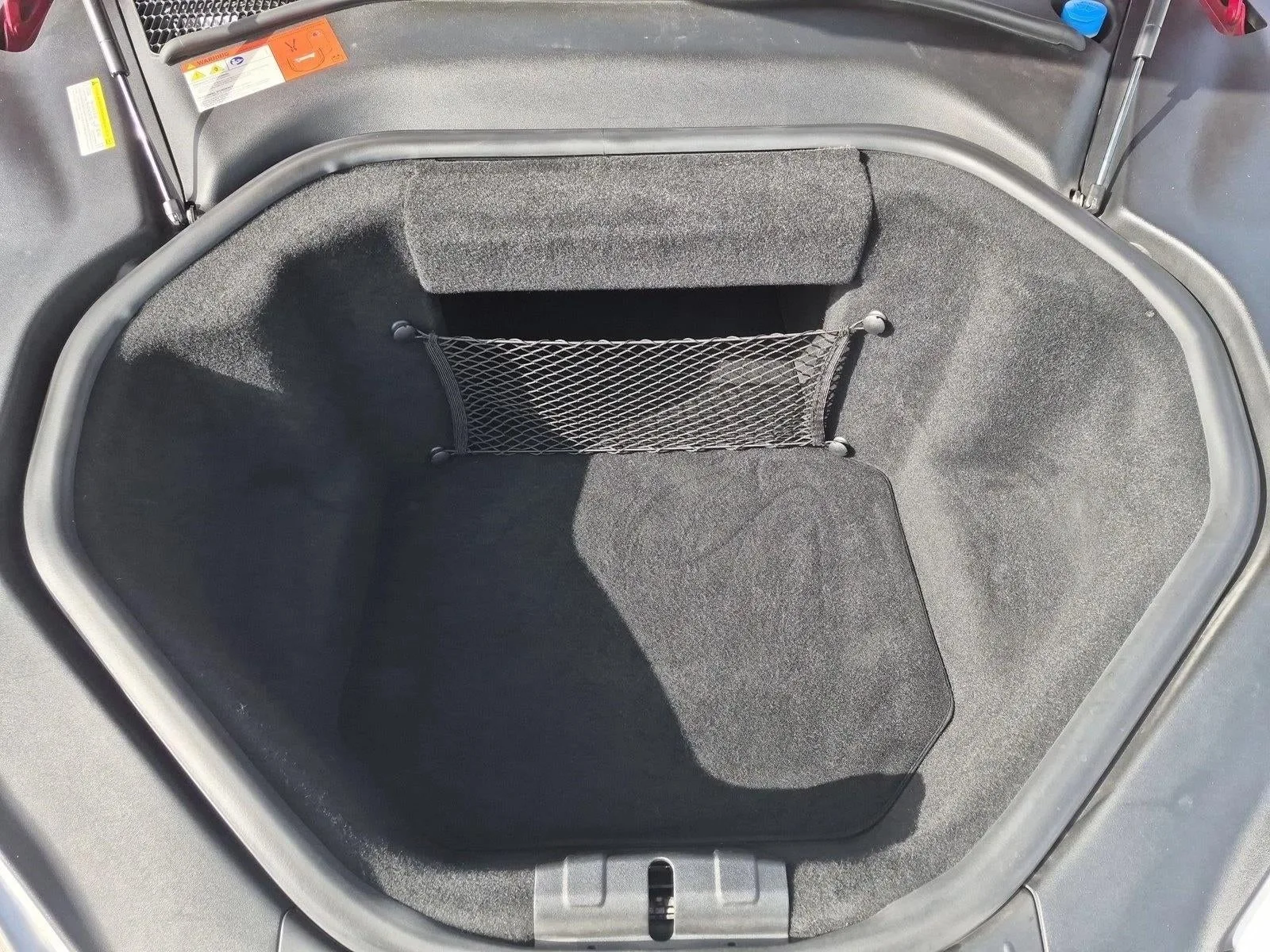 2016 Tesla Model S 4dr Sdn RWD 70 kWh Battery photo 6